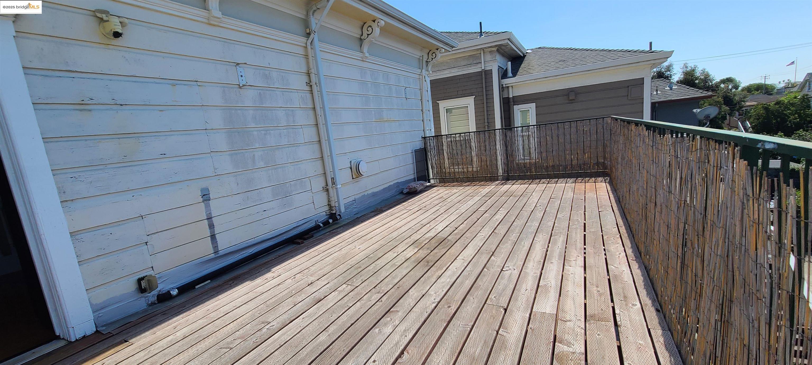 Detail Gallery Image 17 of 55 For 2825 Market St, Oakland,  CA 94608 - – Beds | – Baths