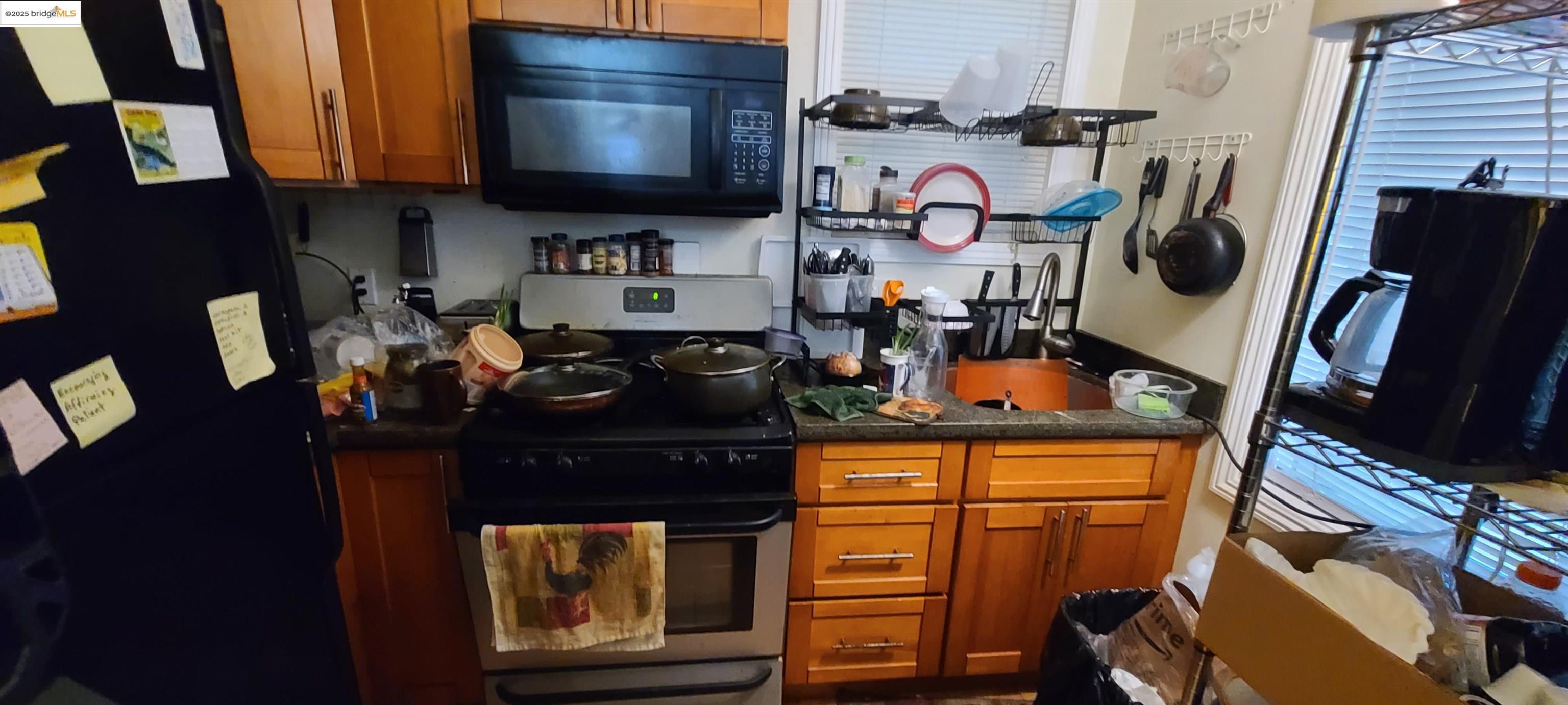 Detail Gallery Image 30 of 55 For 2825 Market St, Oakland,  CA 94608 - – Beds | – Baths