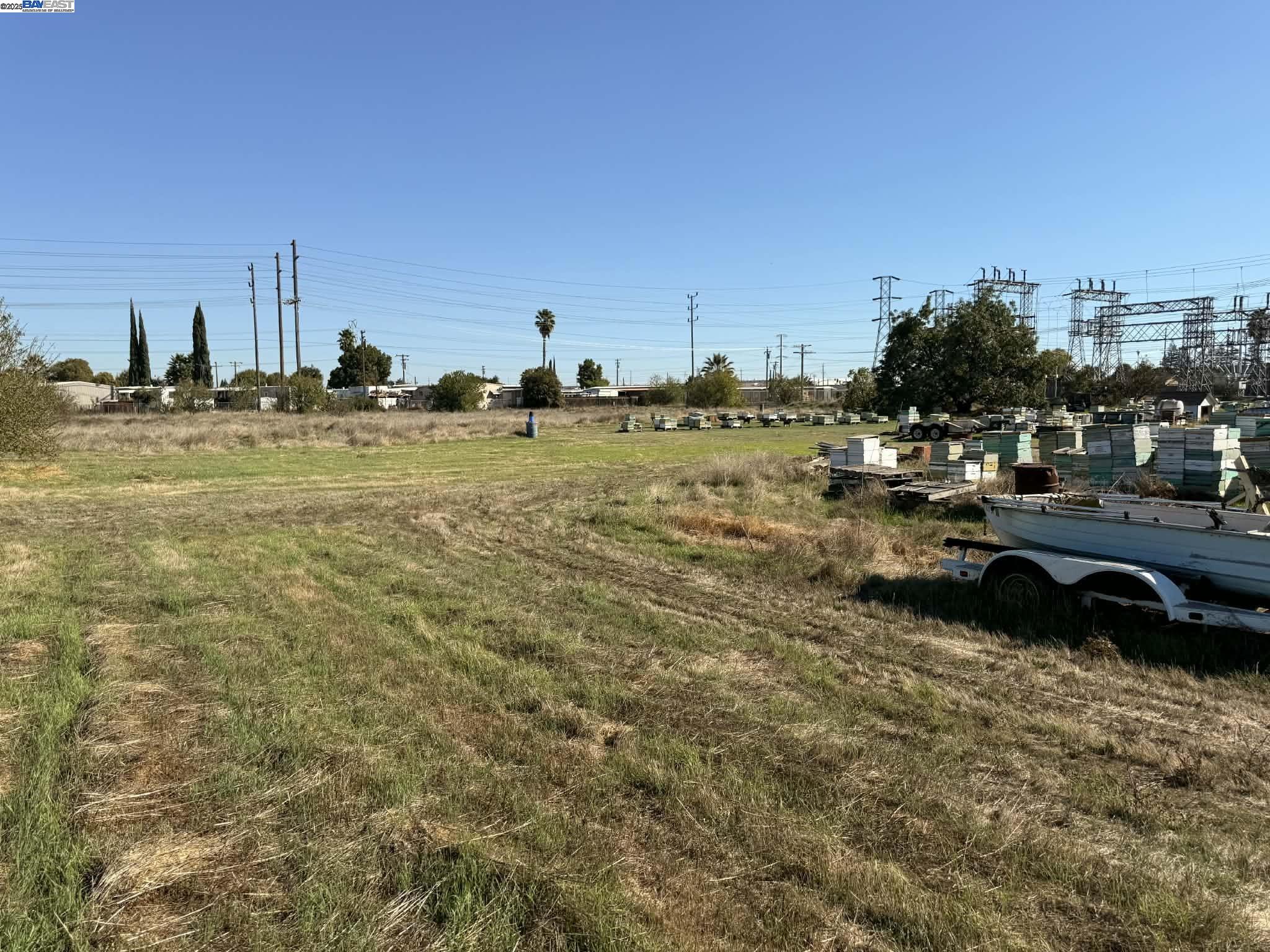 Detail Gallery Image 13 of 15 For 124/130/13 Yosemite Meadows Dr, Modesto,  CA 95357 - – Beds | – Baths