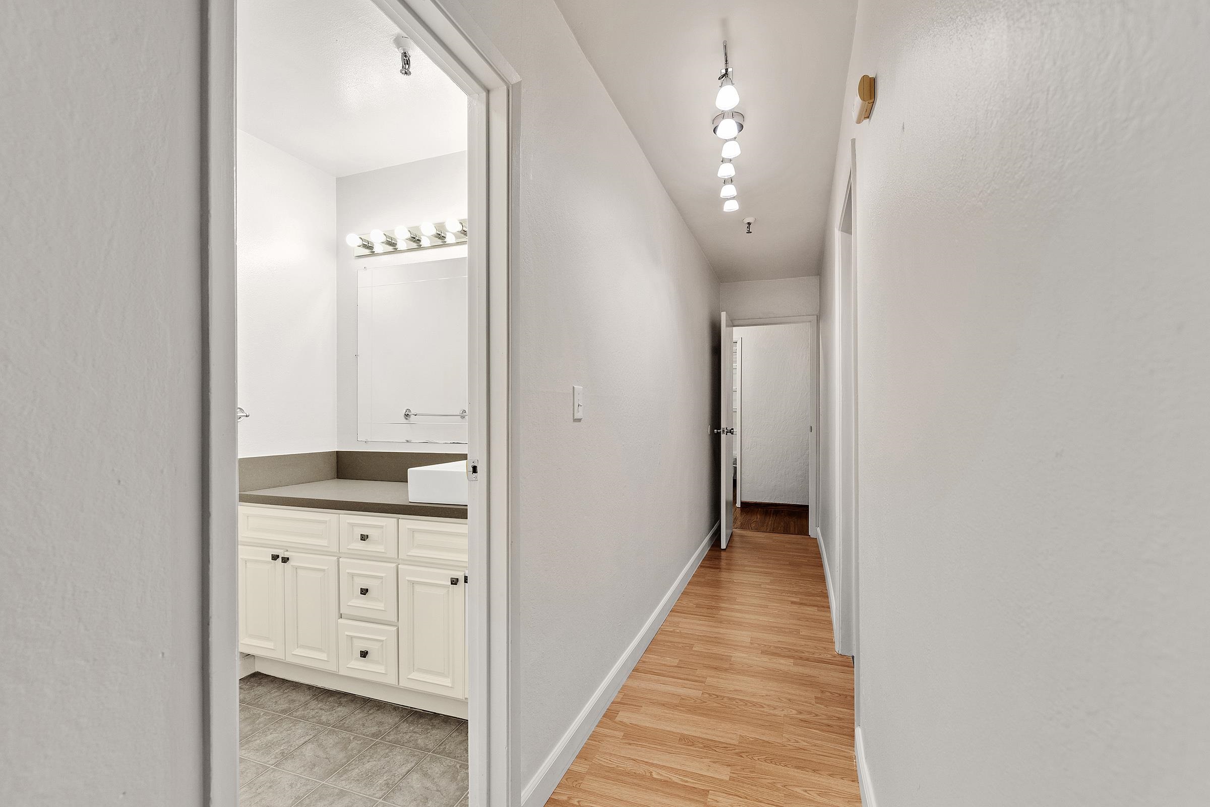 Photo #23: 41119518 Listing: Photo #23