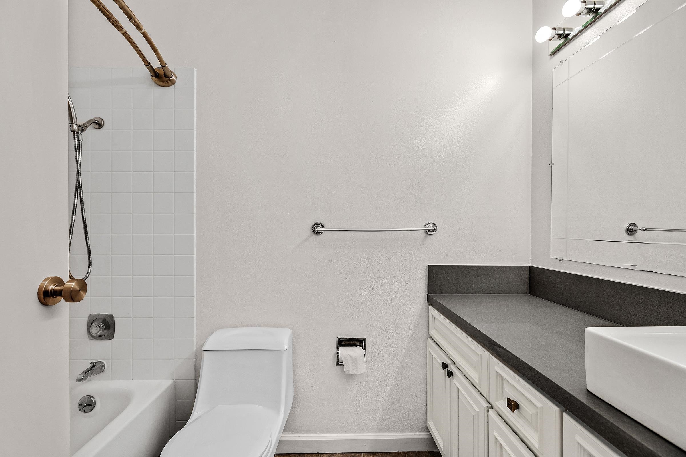 Photo #35: 41119518 Listing: Photo #35