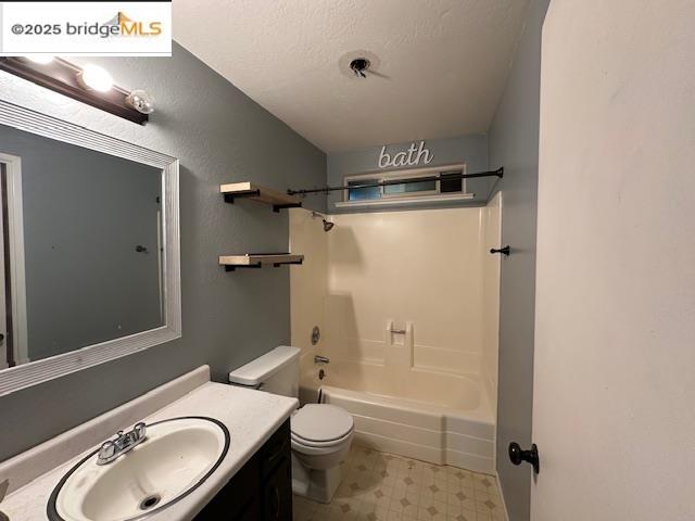 Detail Gallery Image 10 of 13 For 16483 Creekside, Sonora,  CA 95370 - 3 Beds | 2 Baths