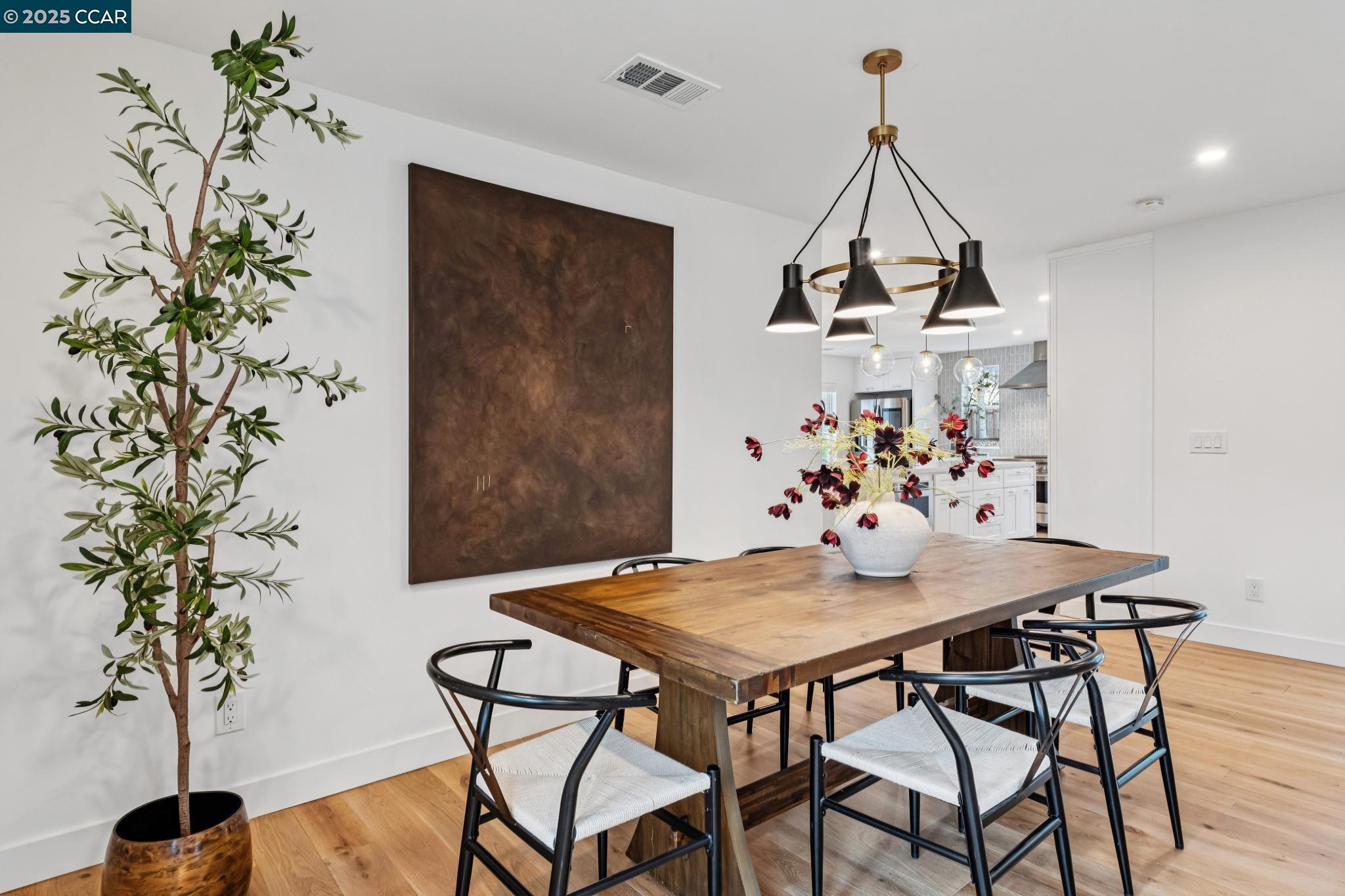 Detail Gallery Image 17 of 59 For 2216 Blackwood Dr, Walnut Creek,  CA 94596 - 3 Beds | 2/1 Baths