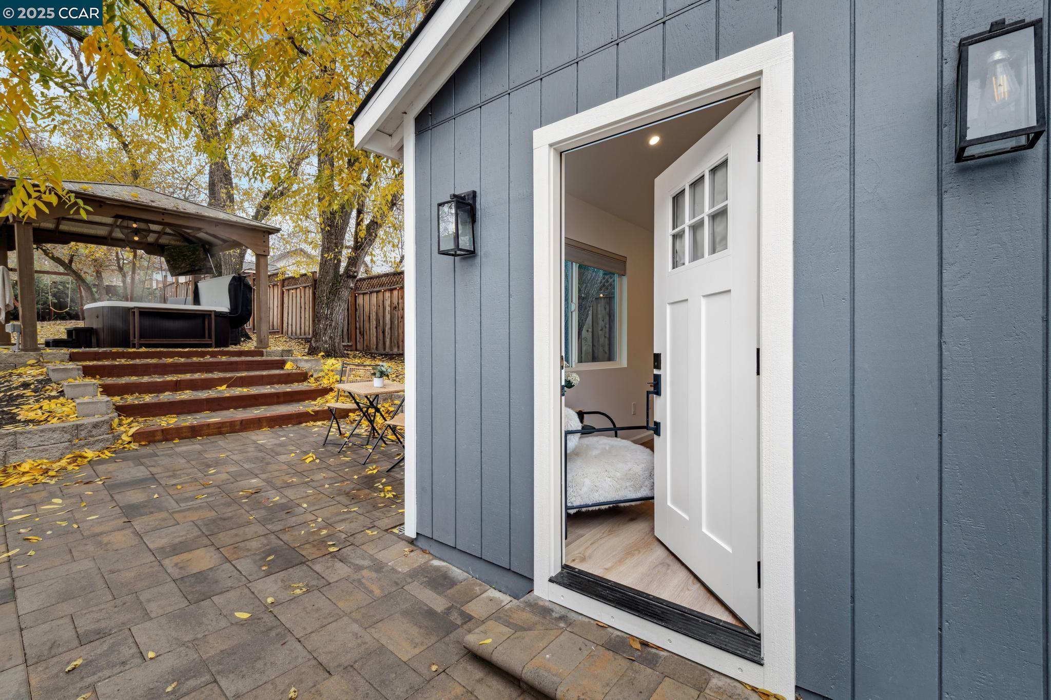 Detail Gallery Image 30 of 59 For 2216 Blackwood Dr, Walnut Creek,  CA 94596 - 3 Beds | 2/1 Baths