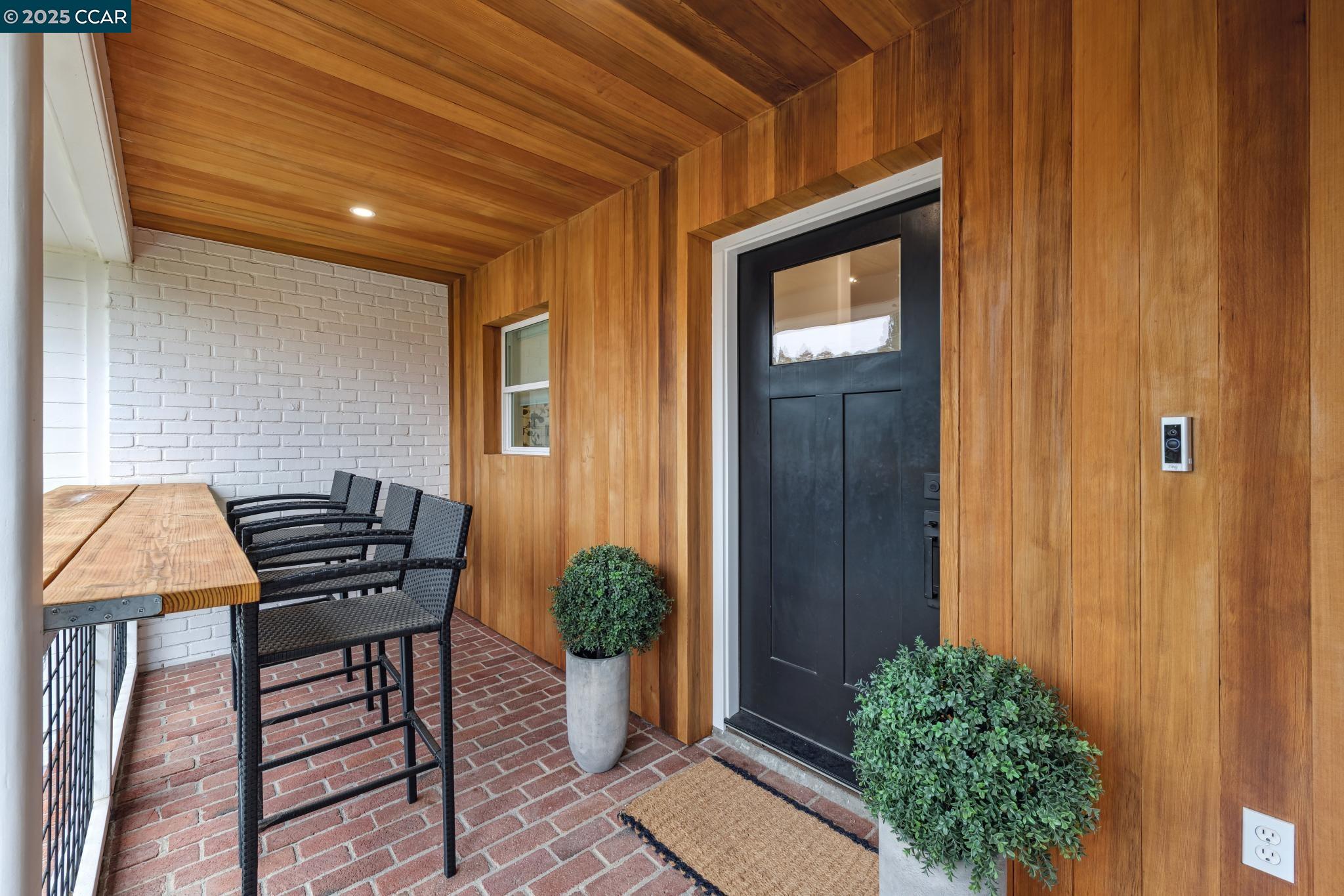 Detail Gallery Image 4 of 59 For 2216 Blackwood Dr, Walnut Creek,  CA 94596 - 3 Beds | 2/1 Baths