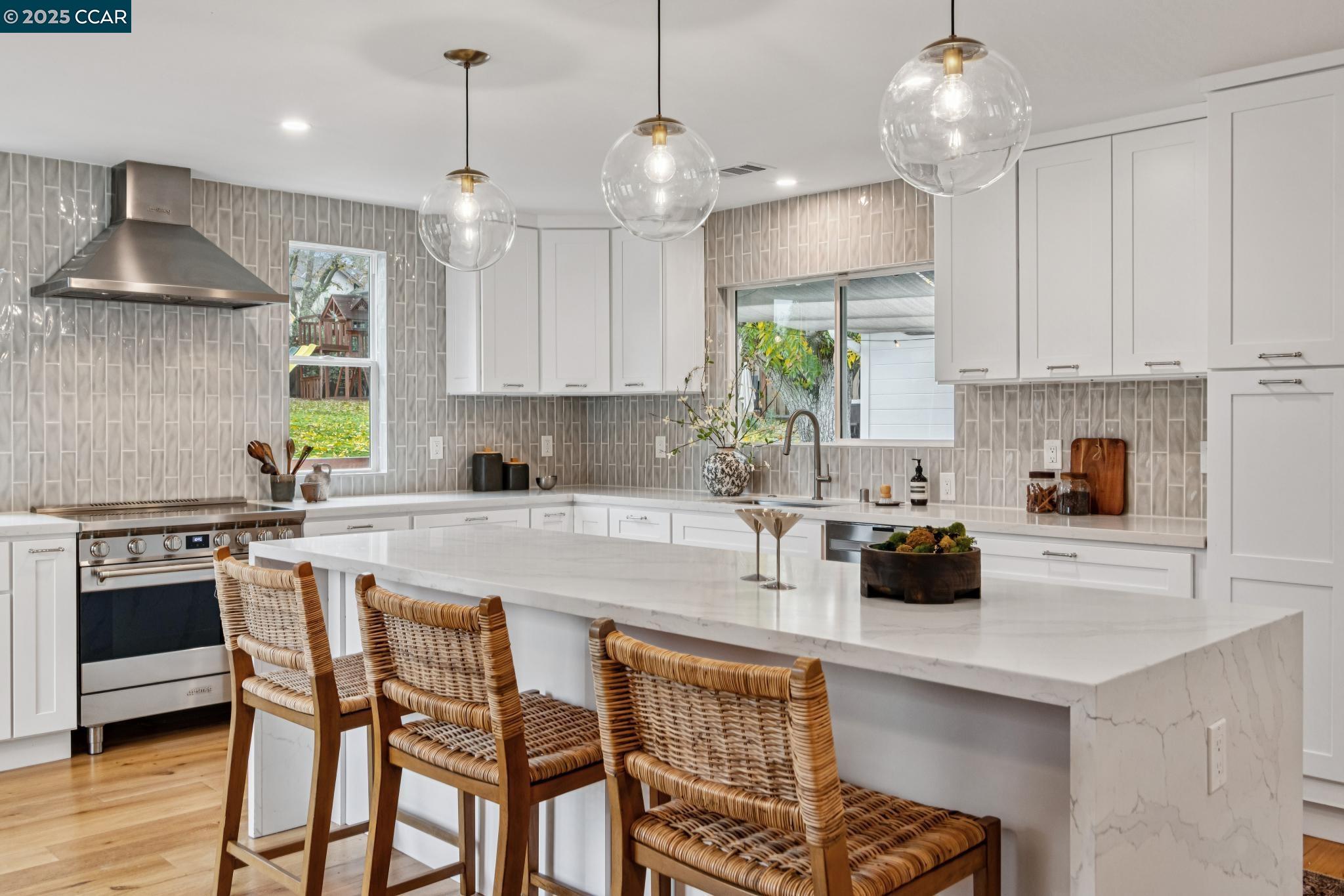 Detail Gallery Image 8 of 59 For 2216 Blackwood Dr, Walnut Creek,  CA 94596 - 3 Beds | 2/1 Baths