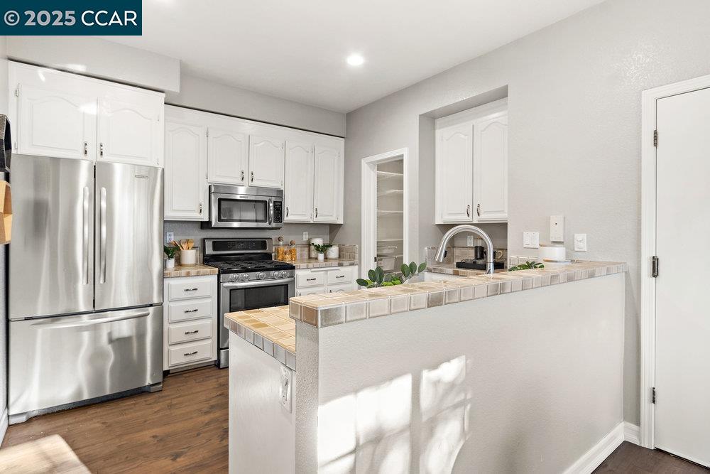 Detail Gallery Image 14 of 42 For 35 Jalalon Pl, Clayton,  CA 94517 - 3 Beds | 2/1 Baths