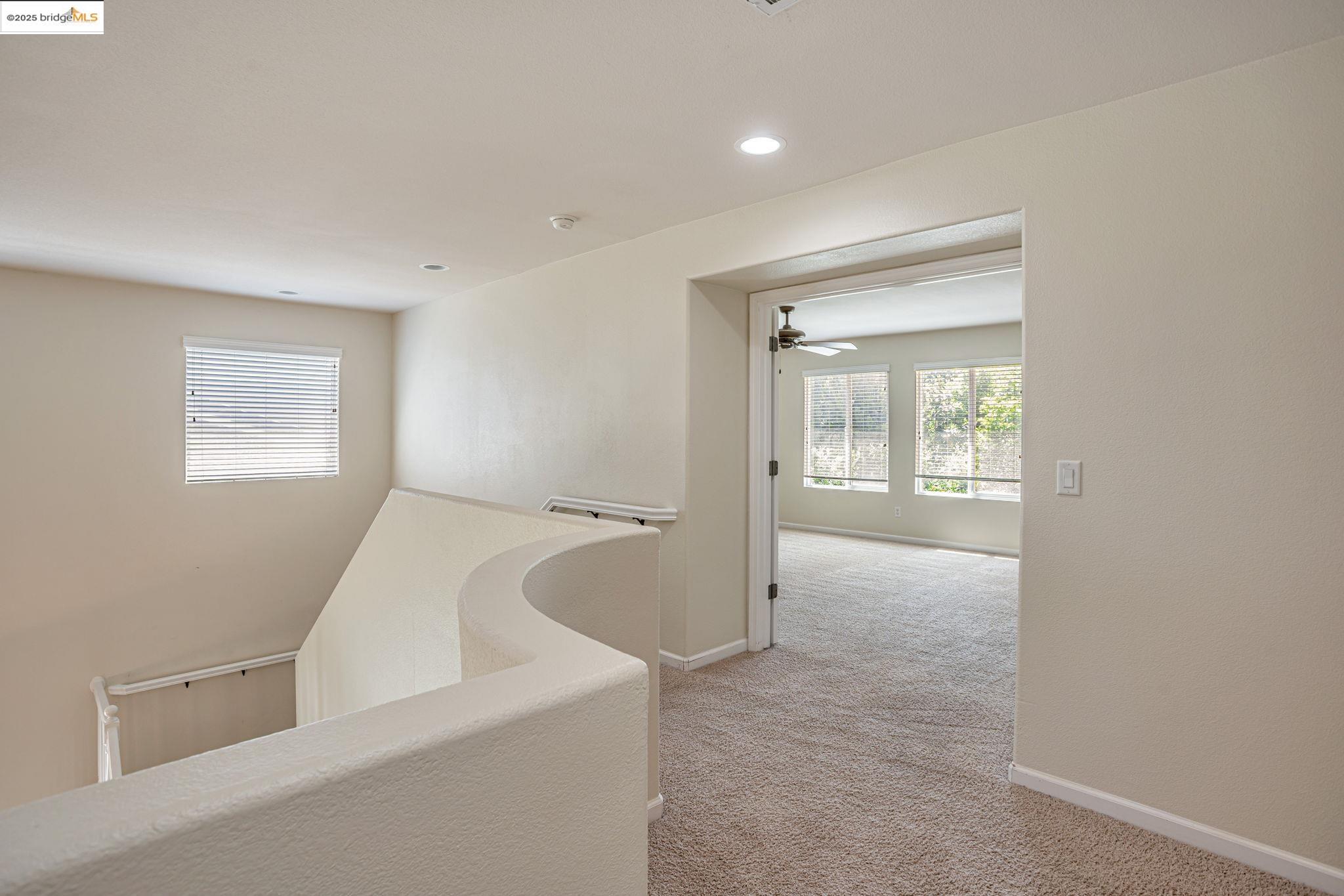 Detail Gallery Image 24 of 52 For 1319 Teal Hollow Dr, Yuba City,  CA 95993 - 5 Beds | 3 Baths