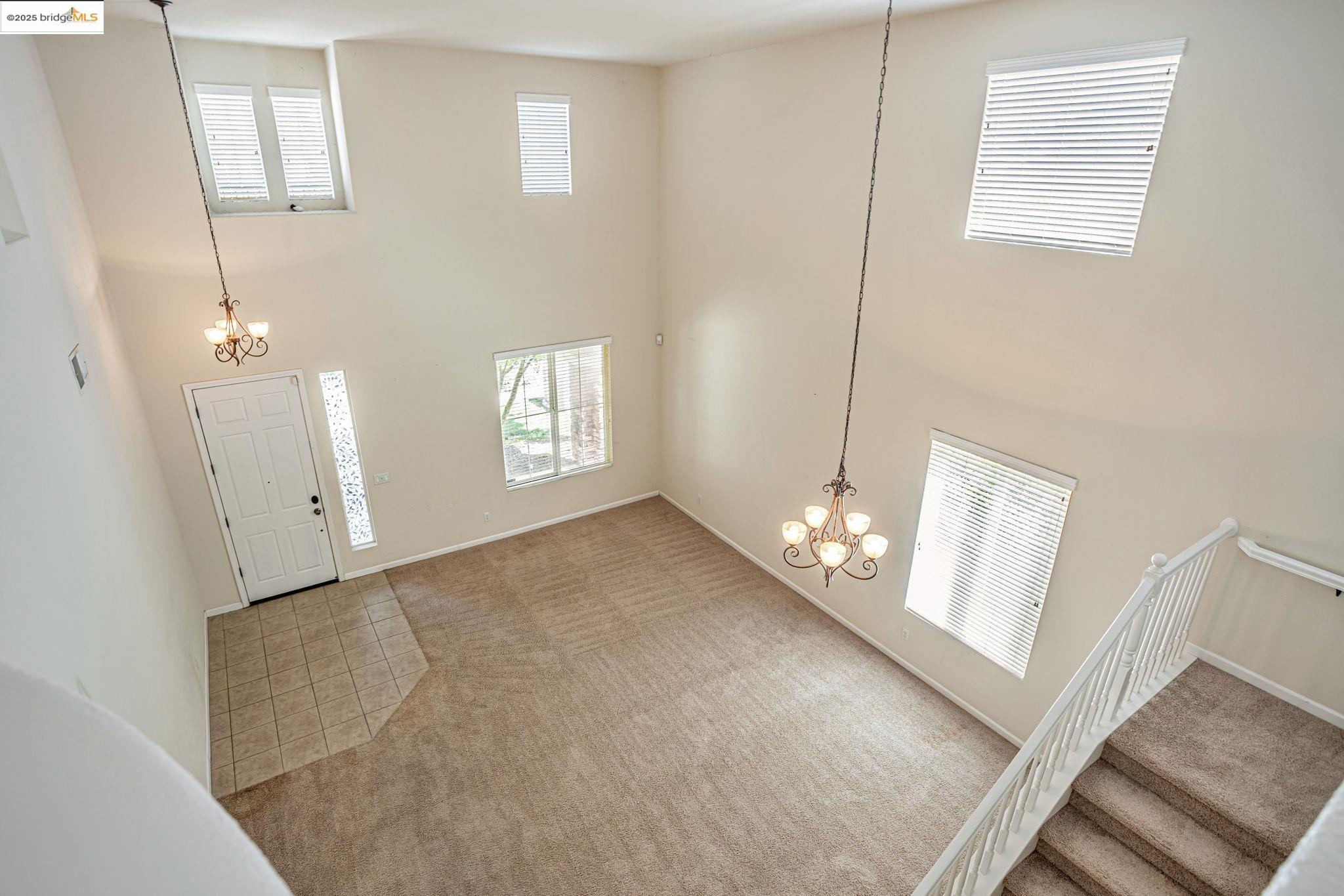 Detail Gallery Image 45 of 52 For 1319 Teal Hollow Dr, Yuba City,  CA 95993 - 5 Beds | 3 Baths