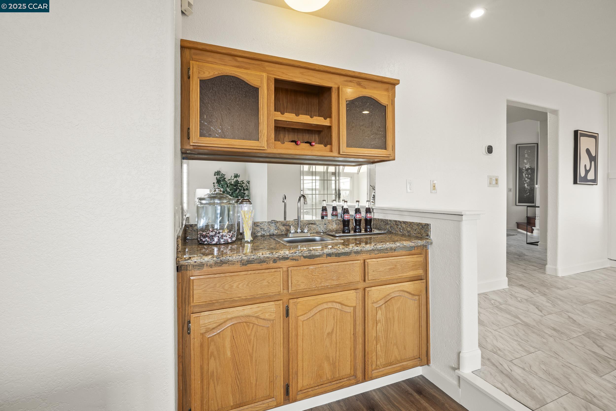 Detail Gallery Image 15 of 39 For 419 Clark Drive, Vallejo,  CA 94534 - 5 Beds | 3 Baths