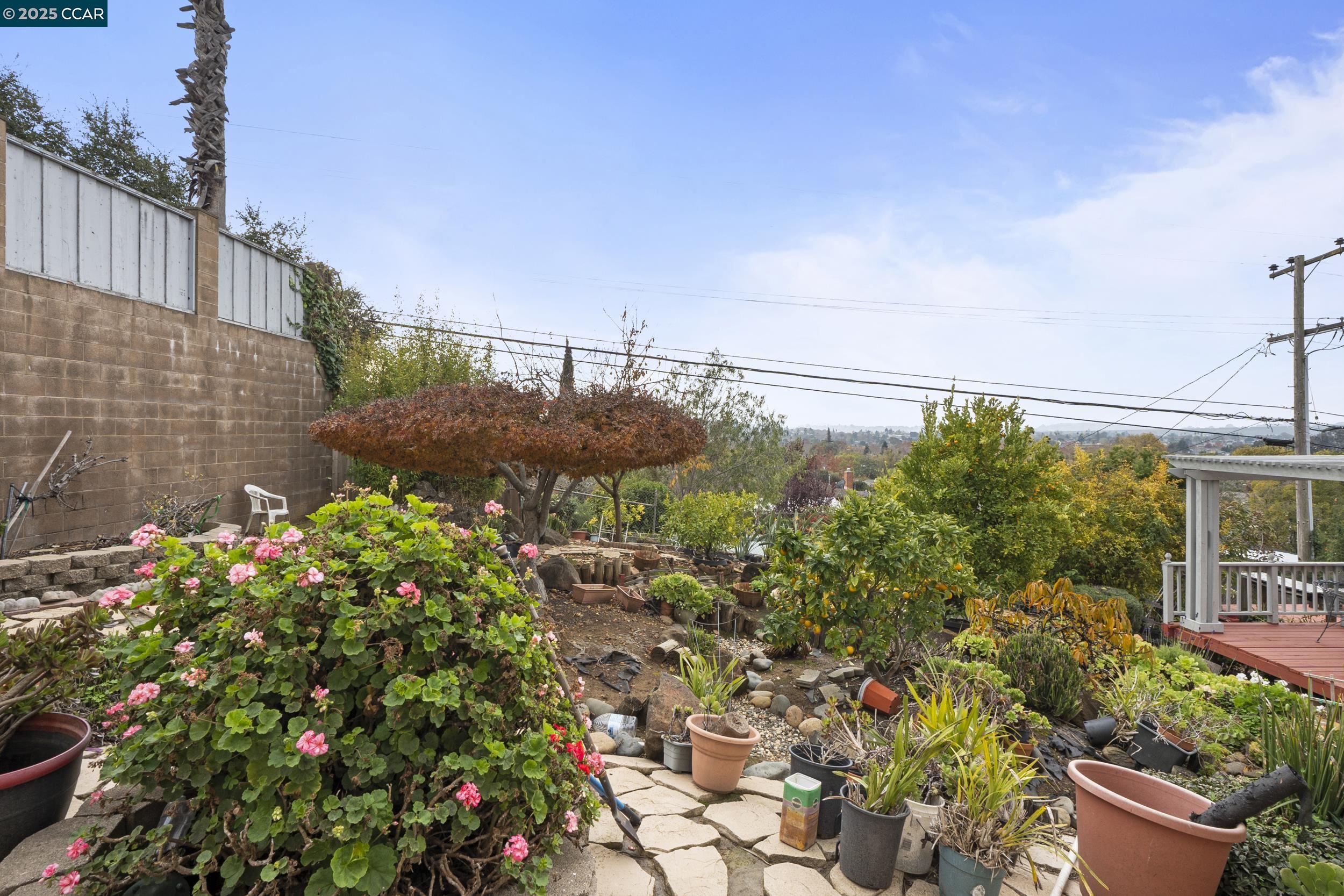 Detail Gallery Image 32 of 39 For 419 Clark Drive, Vallejo,  CA 94534 - 5 Beds | 3 Baths