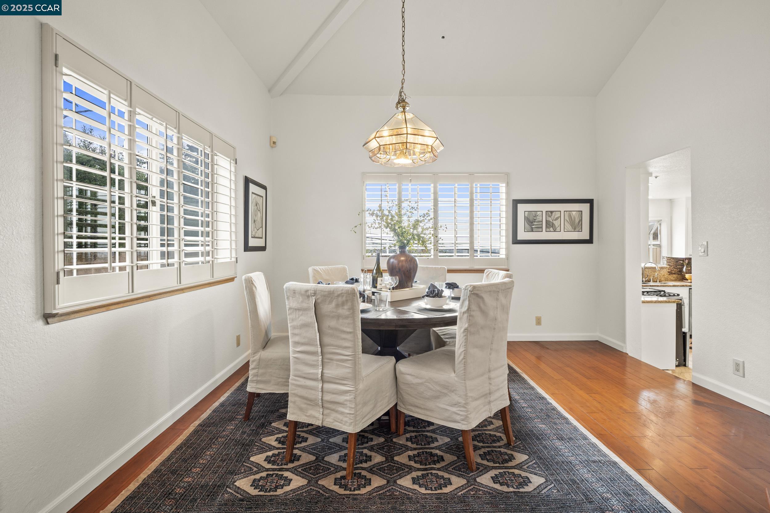 Detail Gallery Image 7 of 39 For 419 Clark Drive, Vallejo,  CA 94534 - 5 Beds | 3 Baths