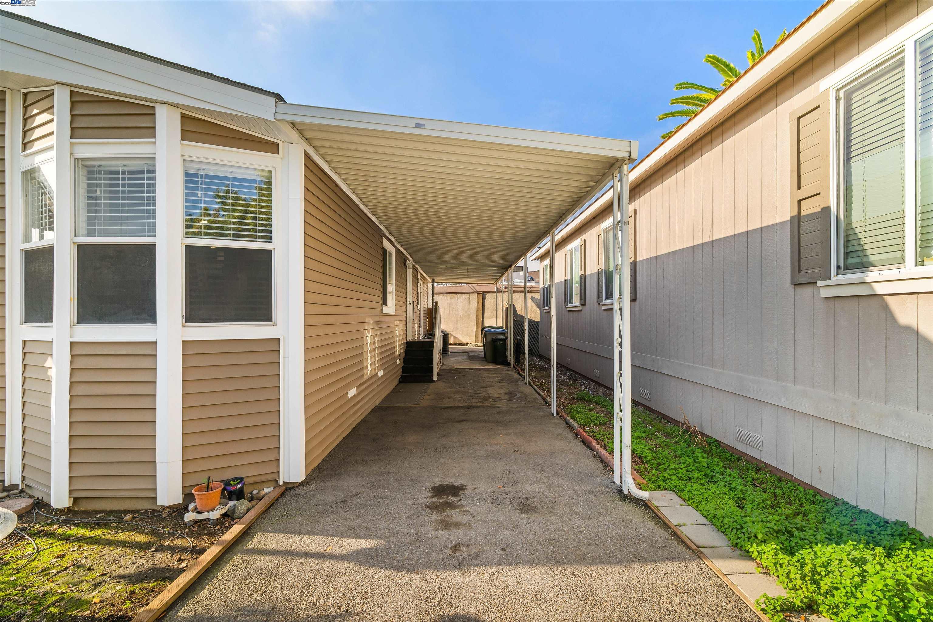 Detail Gallery Image 25 of 39 For 900 Golden Wheel Park Dr Spc 5,  San Jose,  CA 95112 - 3 Beds | 2 Baths