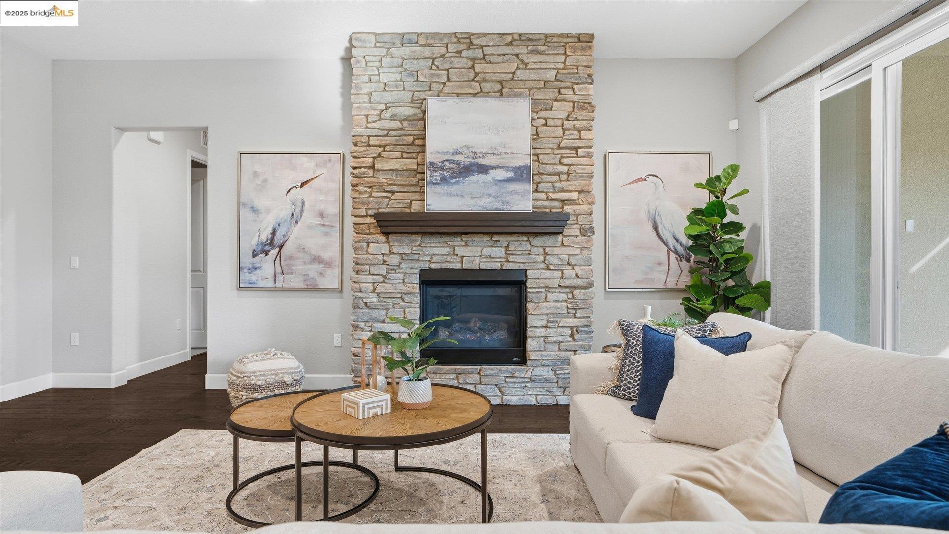 Detail Gallery Image 15 of 43 For 9487 Davenport Cir, Discovery Bay,  CA 94505 - 3 Beds | 2/1 Baths