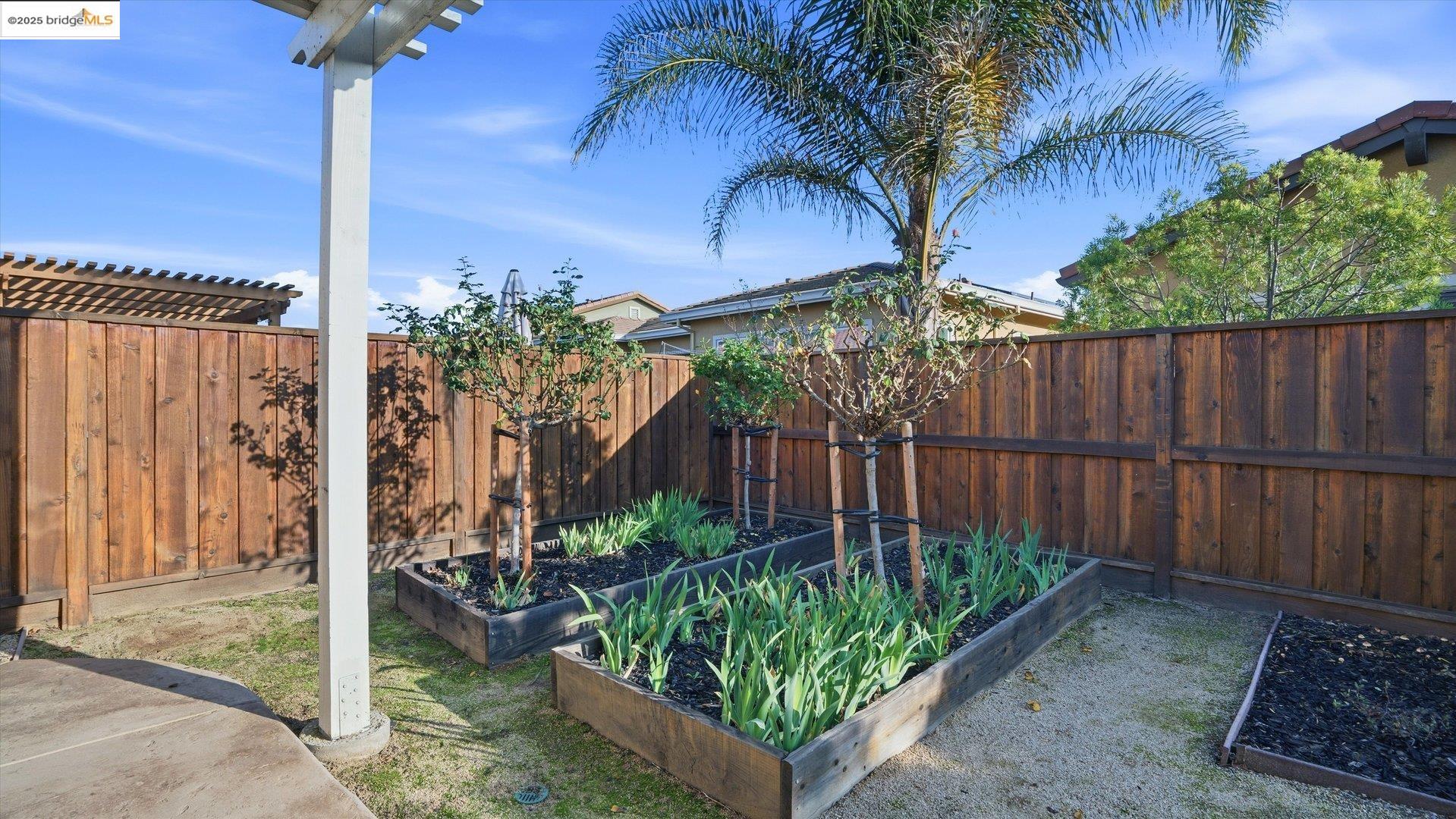 Detail Gallery Image 34 of 43 For 9487 Davenport Cir, Discovery Bay,  CA 94505 - 3 Beds | 2/1 Baths