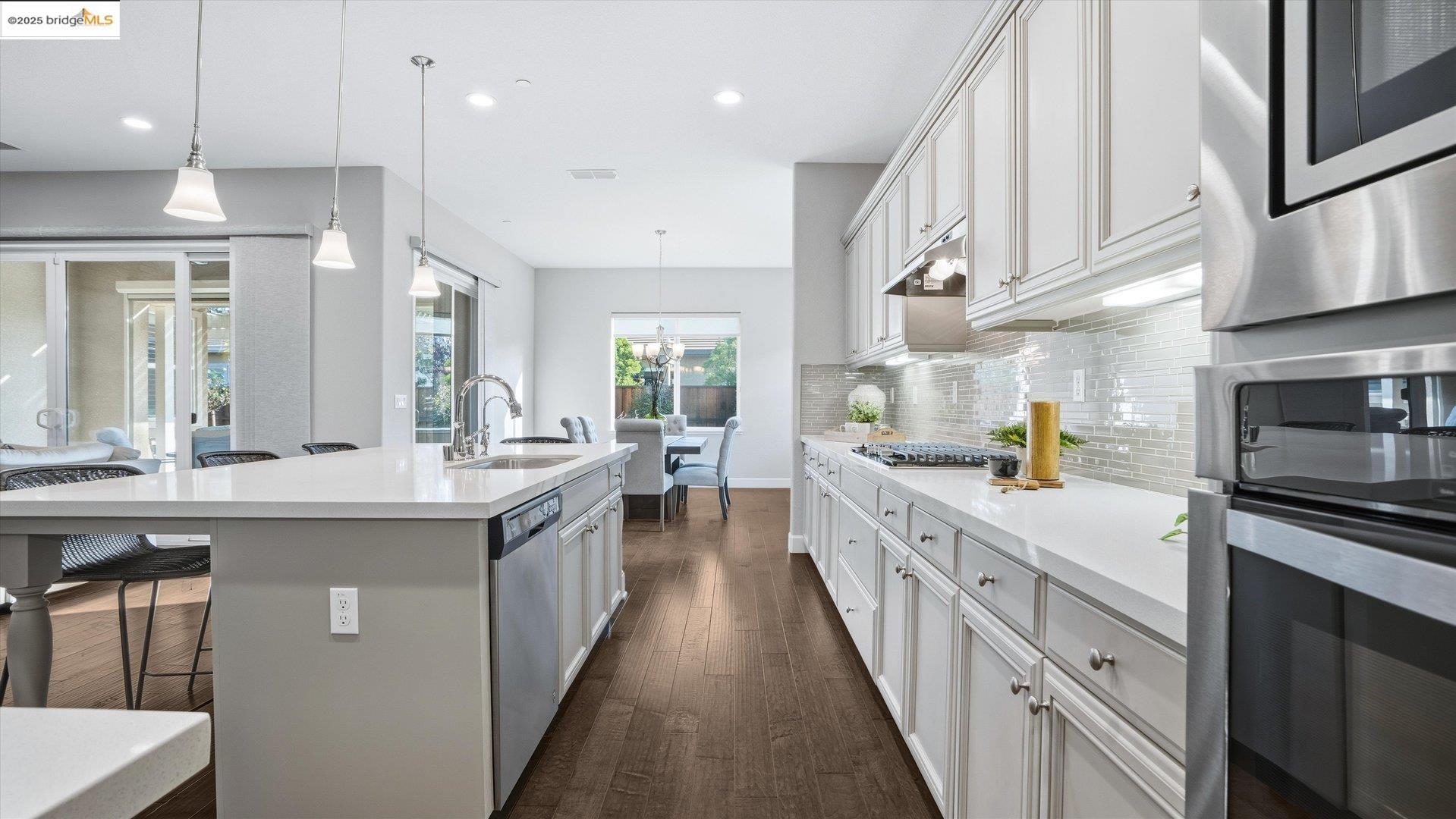 Detail Gallery Image 10 of 43 For 9487 Davenport Cir, Discovery Bay,  CA 94505 - 3 Beds | 2/1 Baths