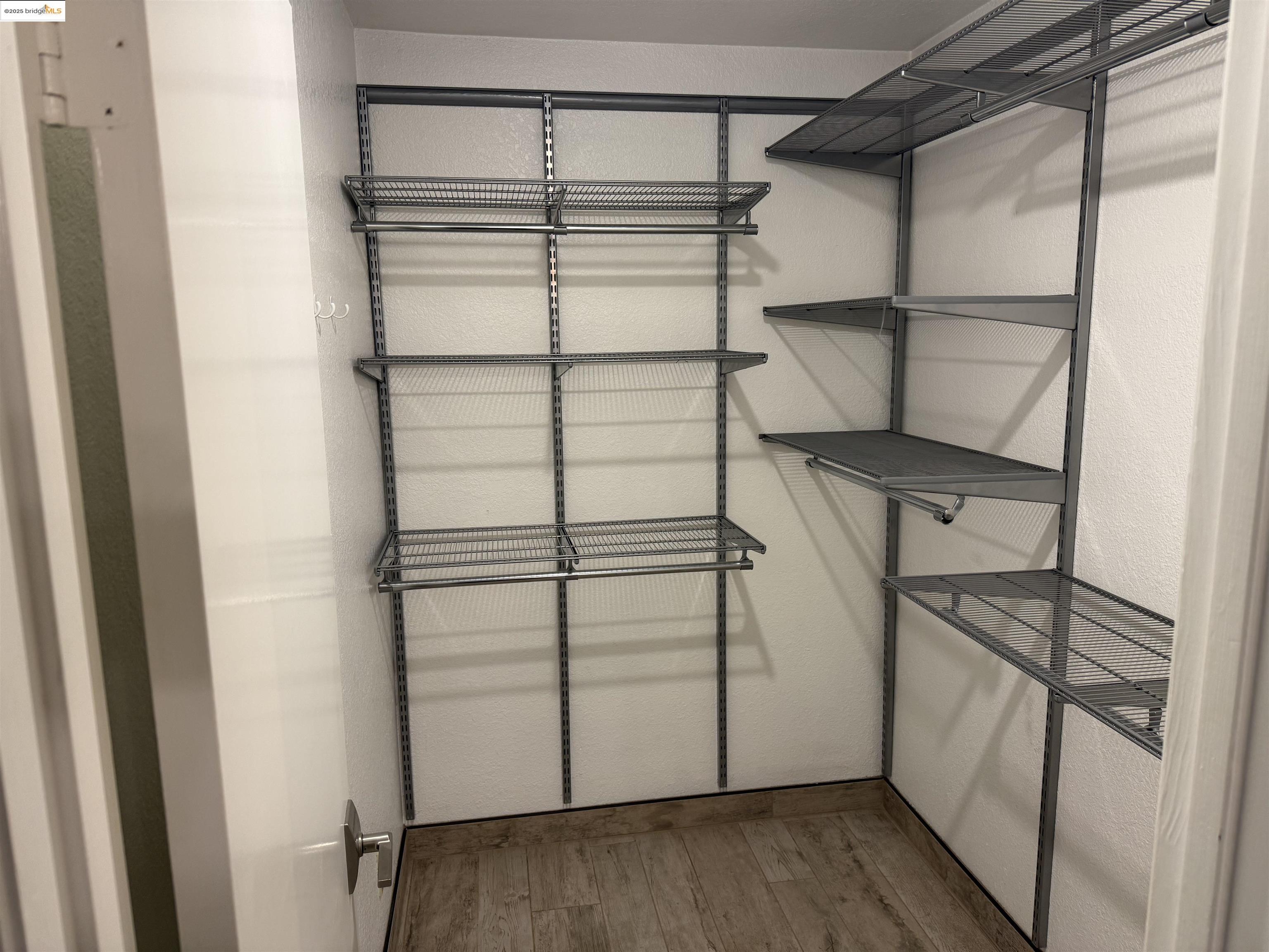 Detail Gallery Image 11 of 24 For 510 Canyon Oaks Drive #C,  Oakland,  CA 94505-9999 - 2 Beds | 2 Baths