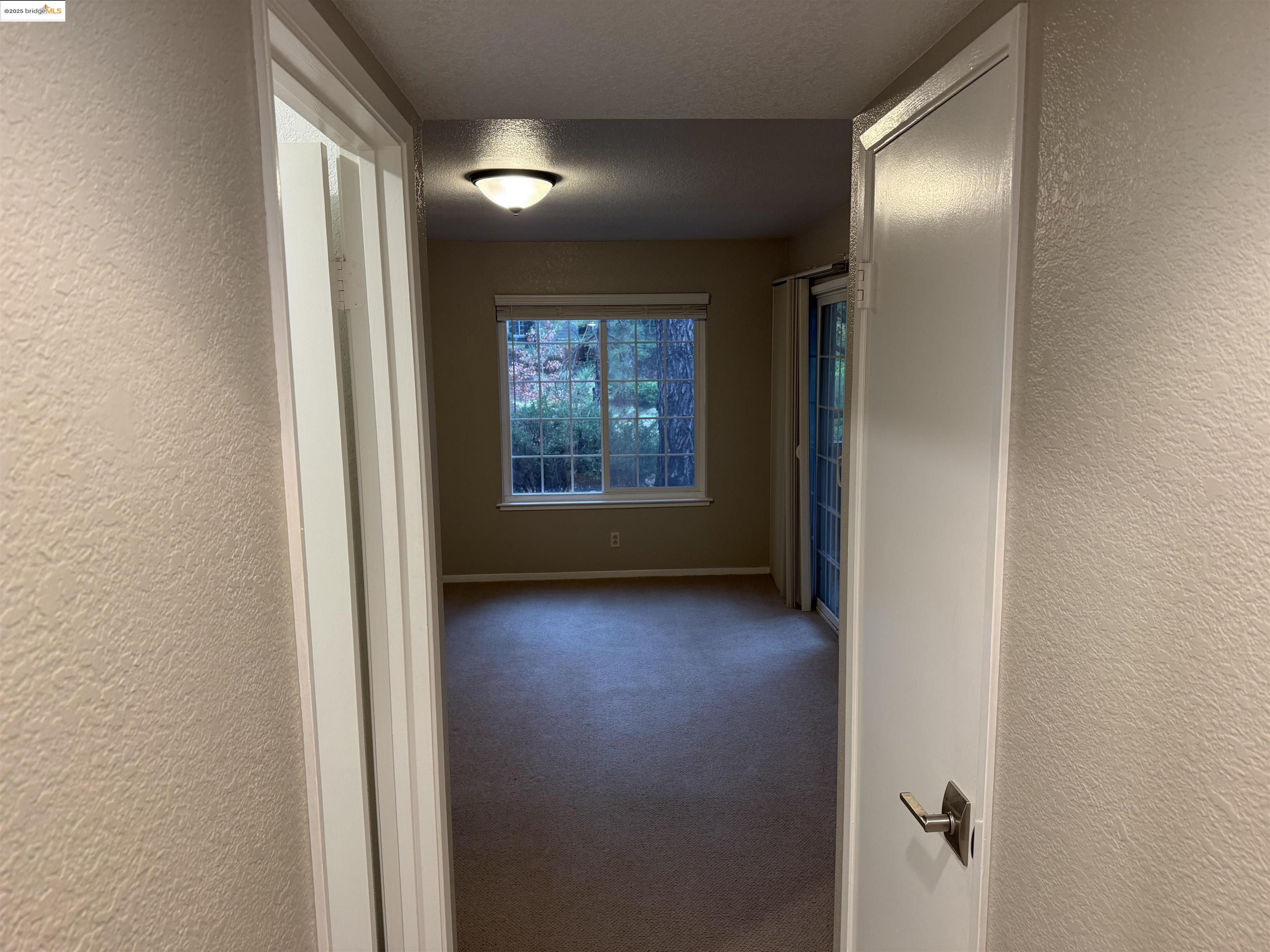 Detail Gallery Image 17 of 24 For 510 Canyon Oaks Drive #C,  Oakland,  CA 94505-9999 - 2 Beds | 2 Baths