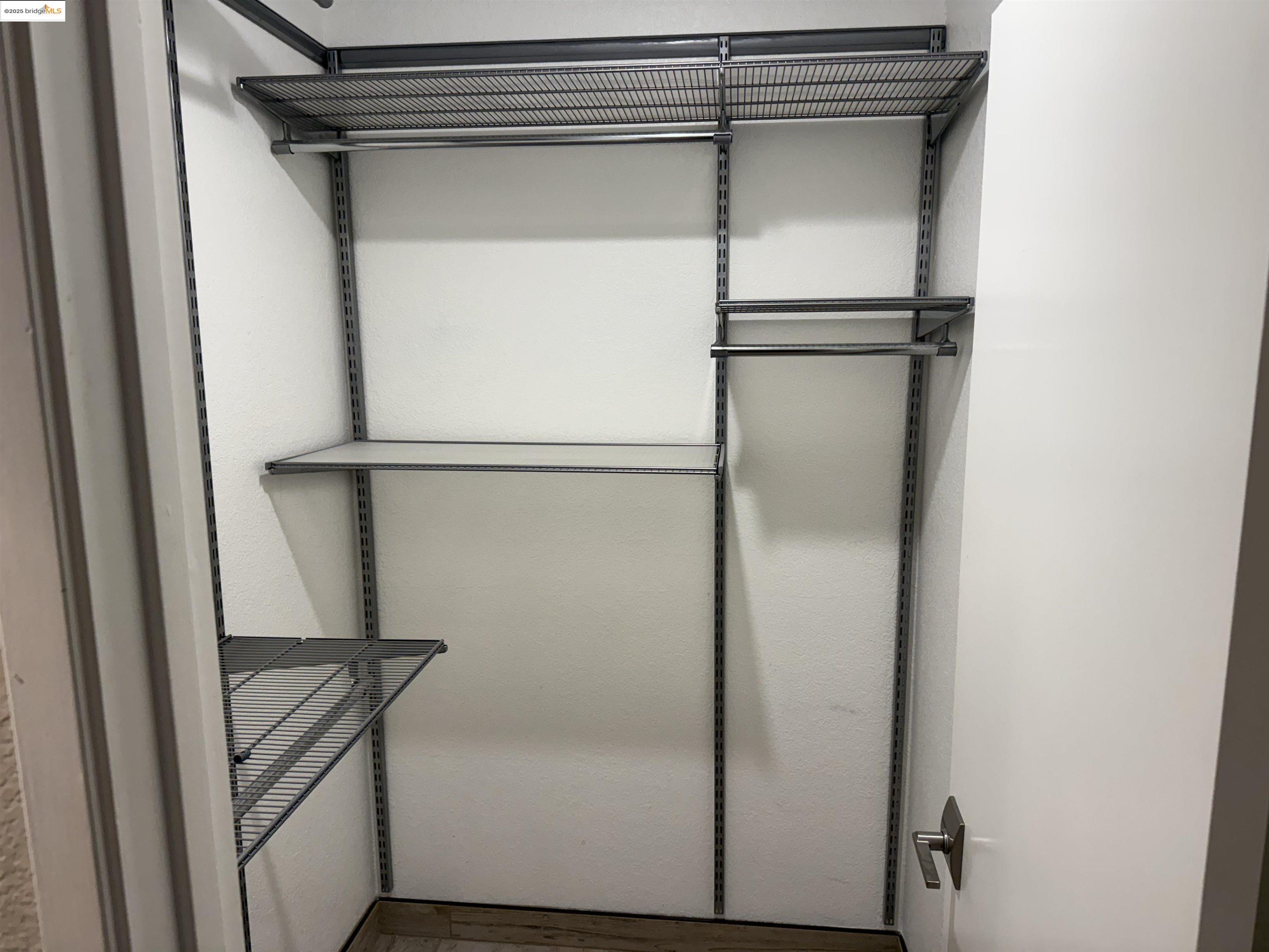 Detail Gallery Image 18 of 24 For 510 Canyon Oaks Drive #C,  Oakland,  CA 94505-9999 - 2 Beds | 2 Baths