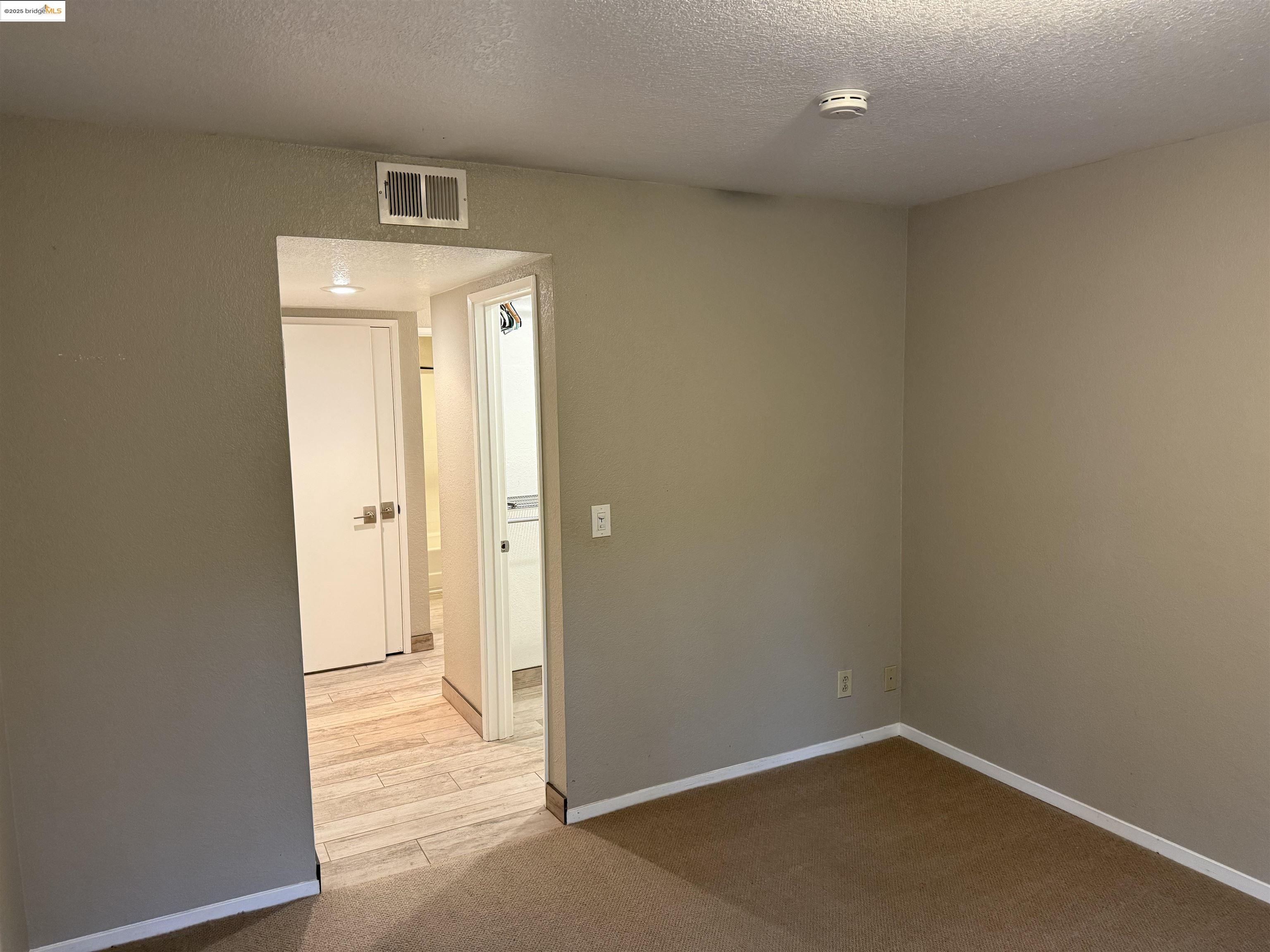 Detail Gallery Image 21 of 24 For 510 Canyon Oaks Drive #C,  Oakland,  CA 94505-9999 - 2 Beds | 2 Baths