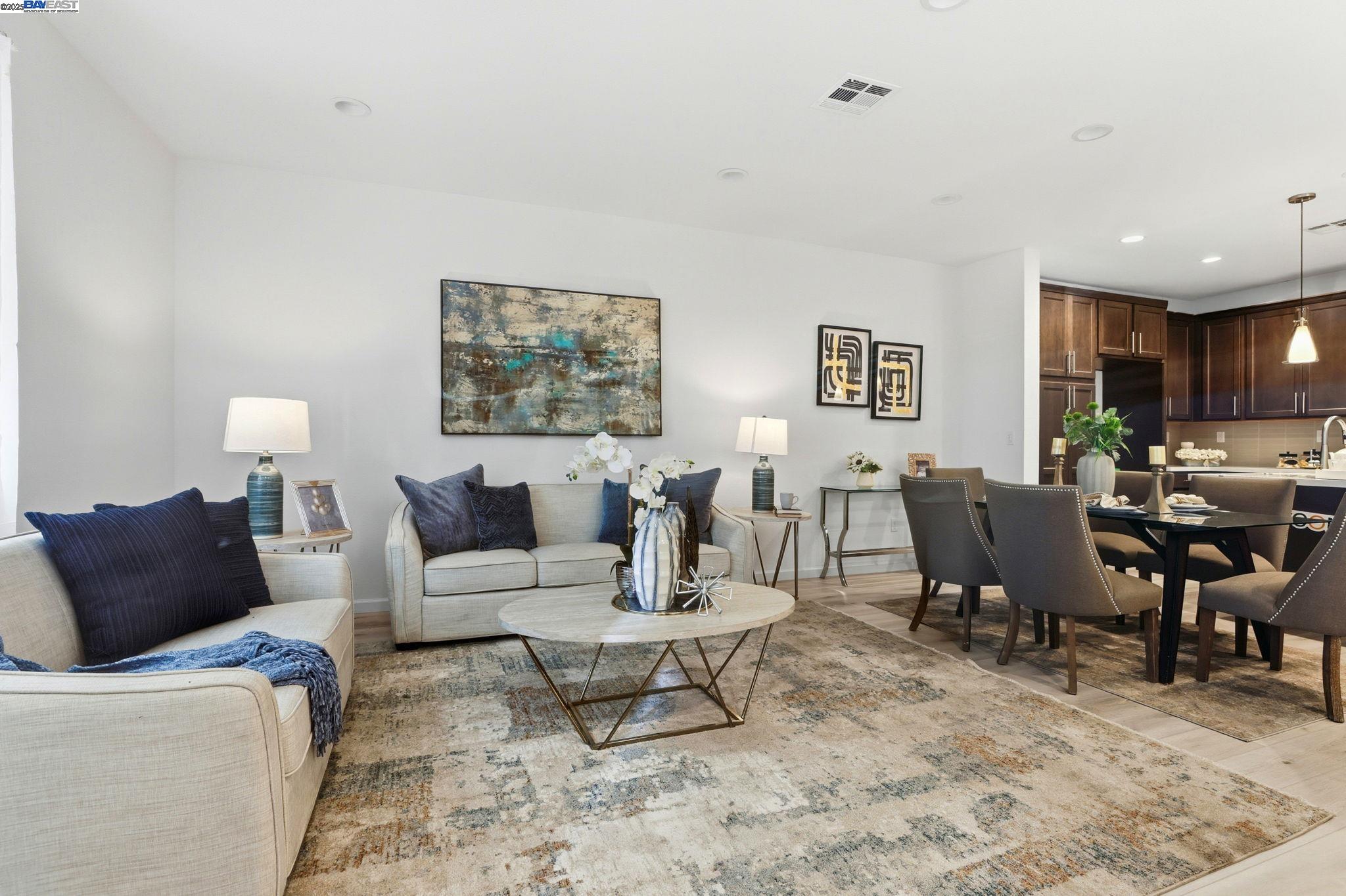 Photo #5: 41119540 Listing: Photo #5