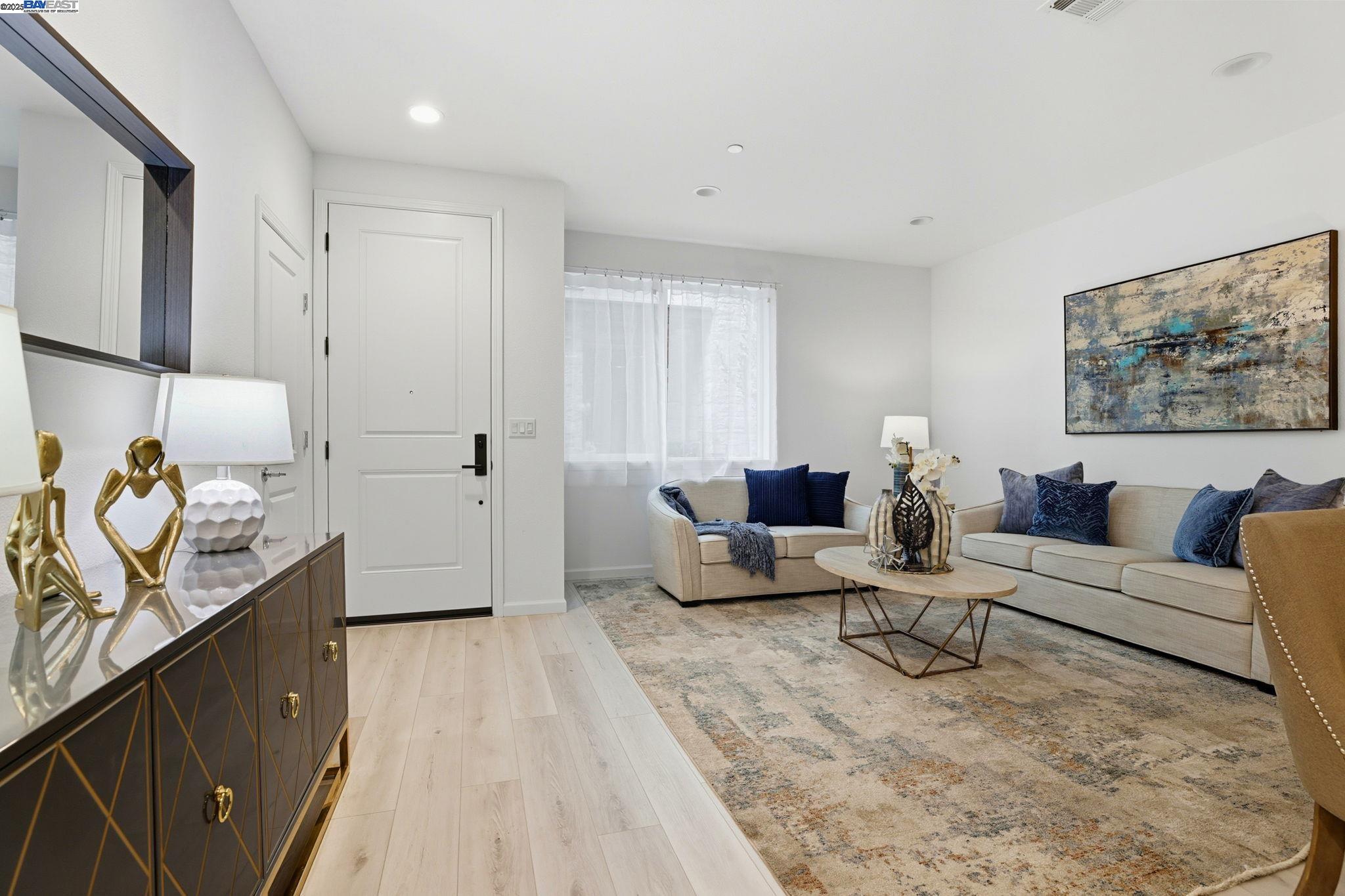 Photo #6: 41119540 Listing: Photo #6