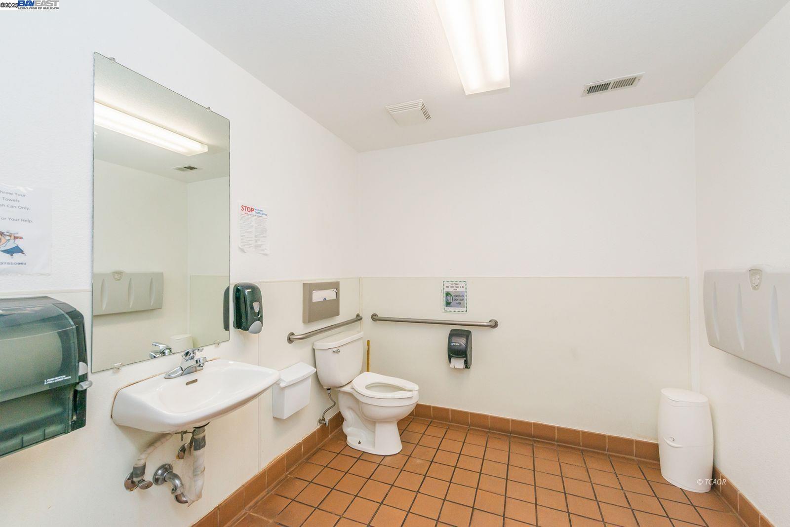 Detail Gallery Image 17 of 50 For , –,  CA 96093 - – Beds | – Baths