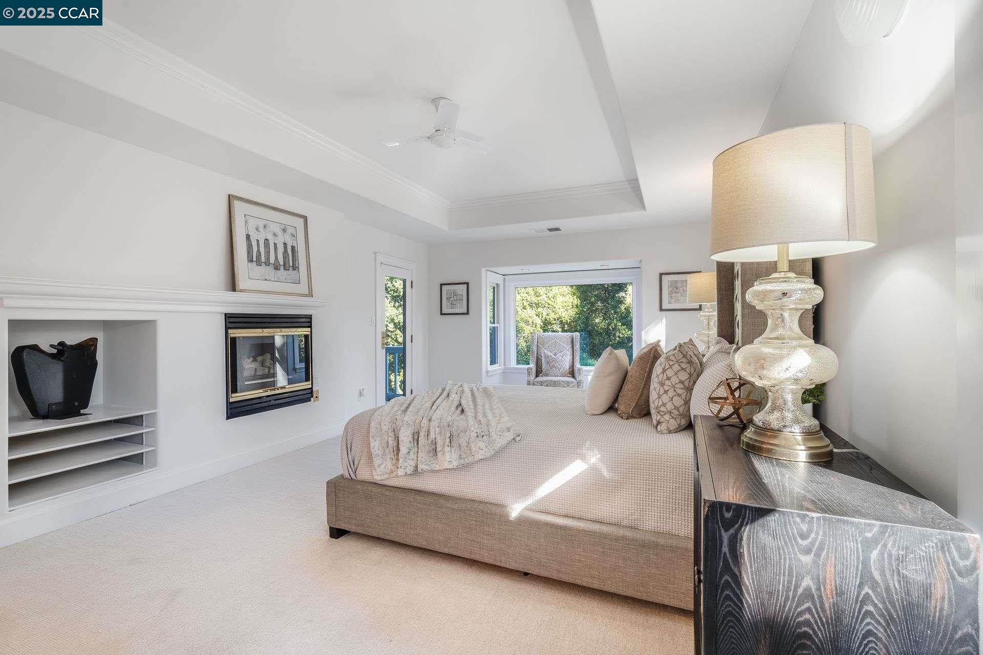 Detail Gallery Image 25 of 55 For 33 Altamount Drive, Orinda,  CA 94563 - 5 Beds | 3/1 Baths