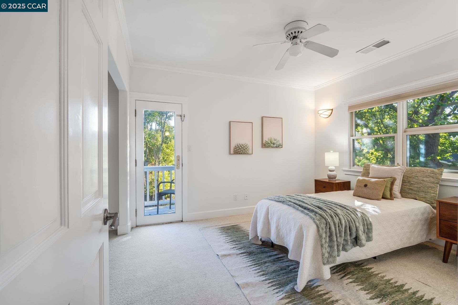 Detail Gallery Image 38 of 55 For 33 Altamount Drive, Orinda,  CA 94563 - 5 Beds | 3/1 Baths