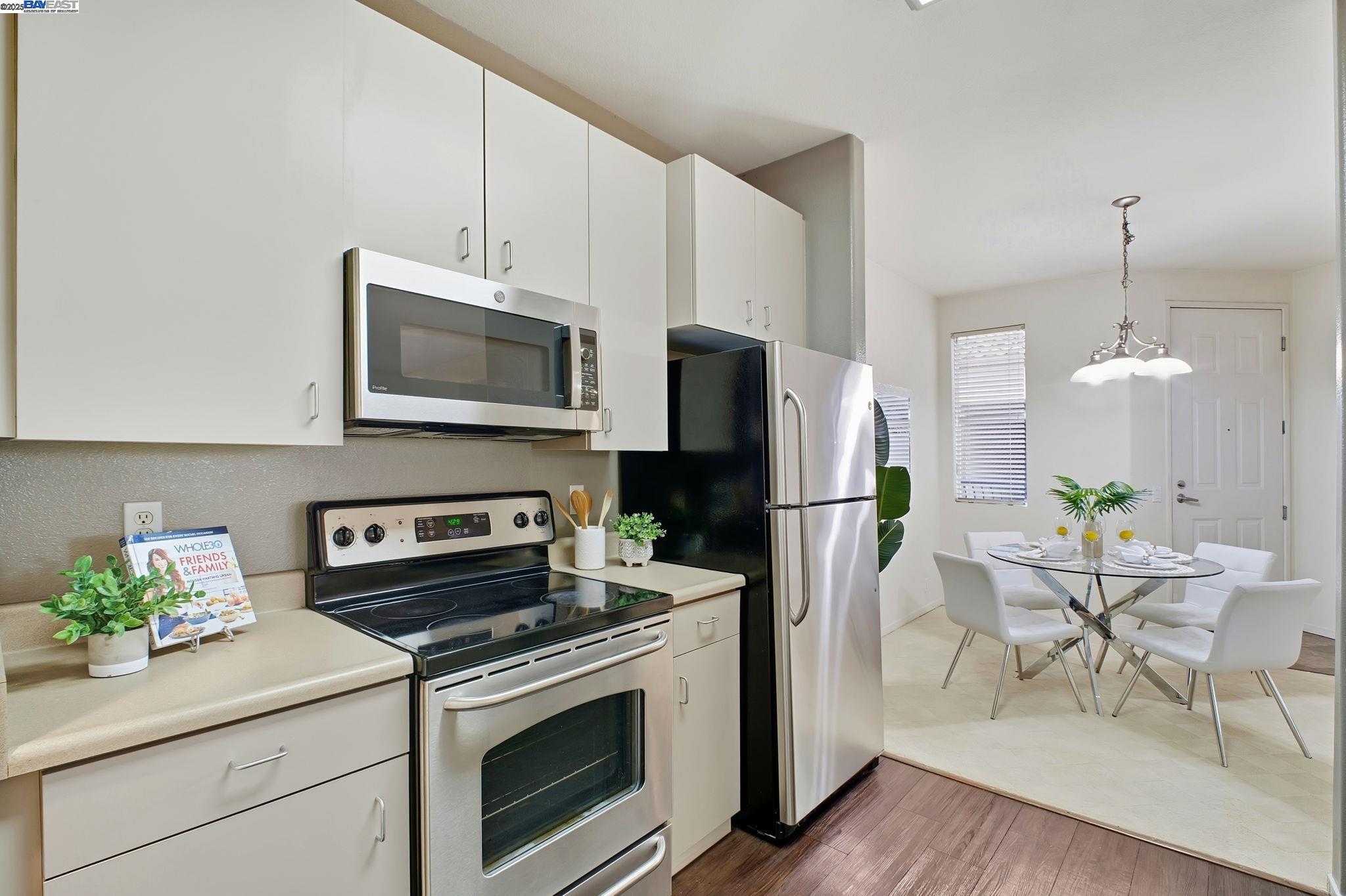 Photo #11: 41119547 Listing: Photo #11