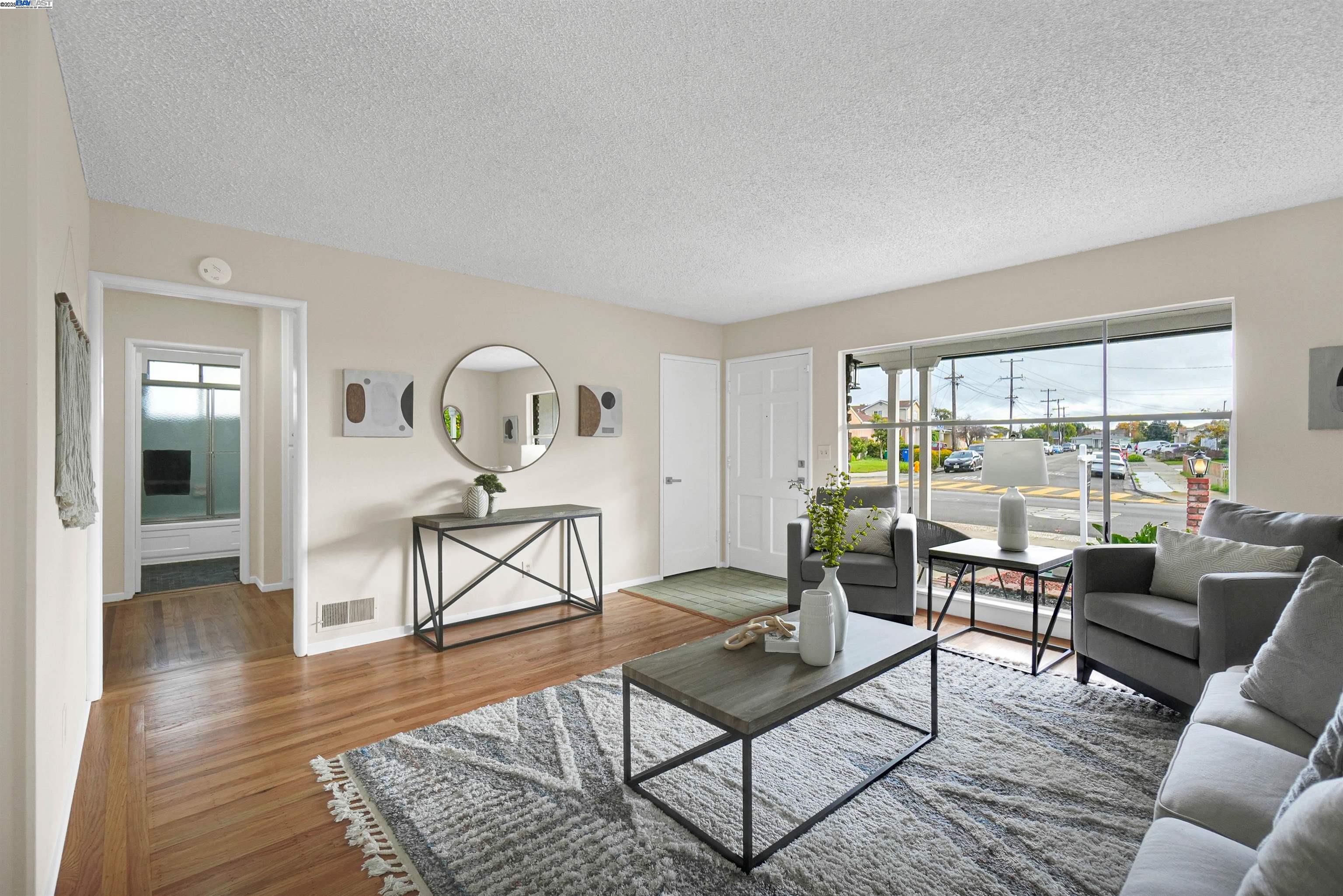 Detail Gallery Image 13 of 54 For 905 Longwood Ave, Hayward,  CA 94541 - 3 Beds | 2 Baths