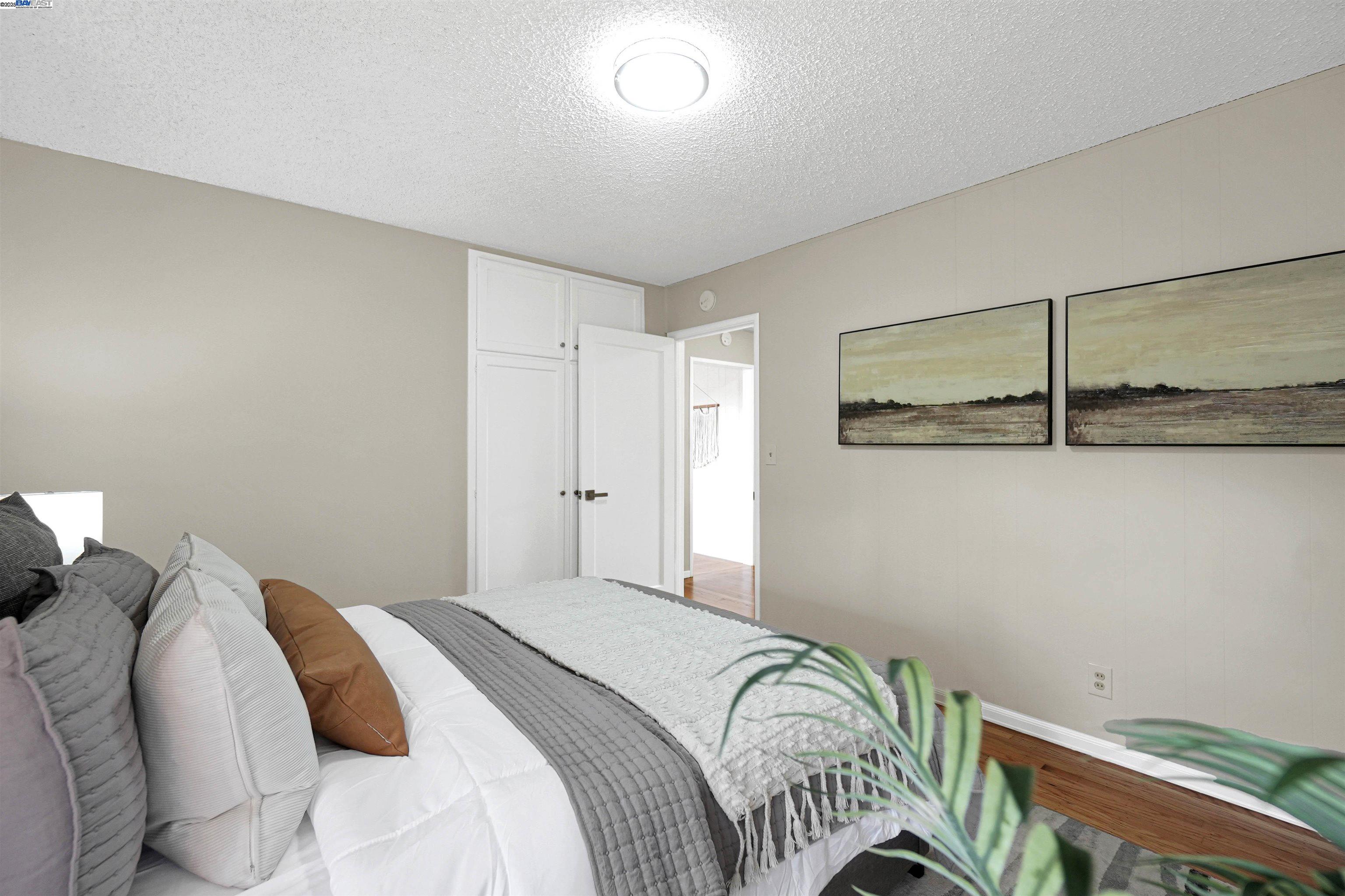 Detail Gallery Image 34 of 54 For 905 Longwood Ave, Hayward,  CA 94541 - 3 Beds | 2 Baths