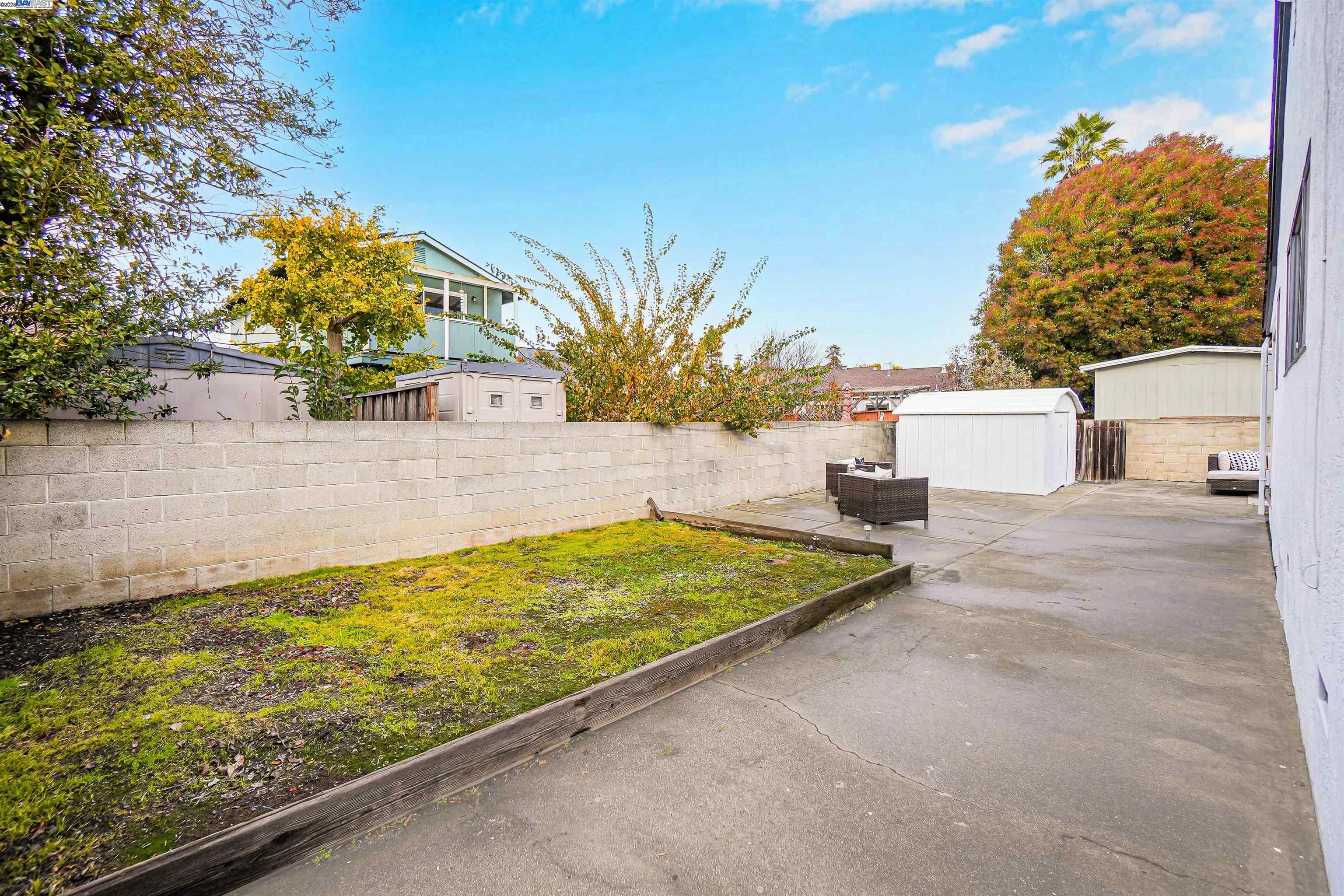 Detail Gallery Image 50 of 54 For 905 Longwood Ave, Hayward,  CA 94541 - 3 Beds | 2 Baths