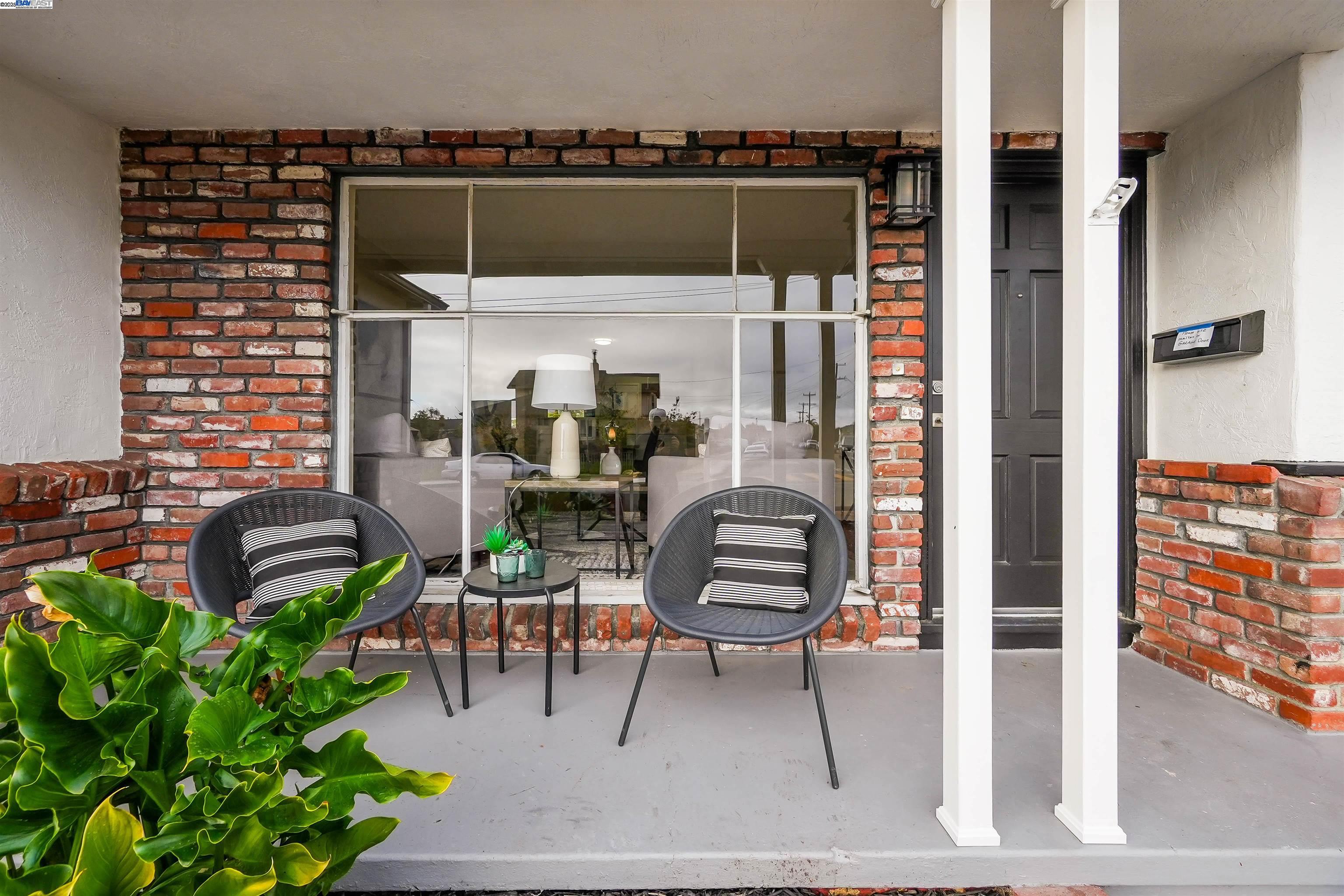 Detail Gallery Image 7 of 54 For 905 Longwood Ave, Hayward,  CA 94541 - 3 Beds | 2 Baths