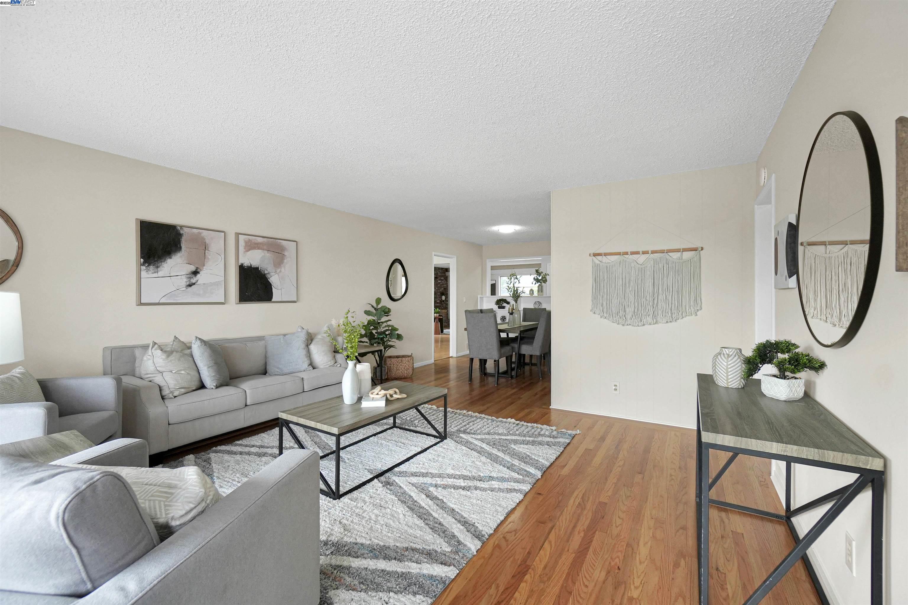 Detail Gallery Image 9 of 54 For 905 Longwood Ave, Hayward,  CA 94541 - 3 Beds | 2 Baths