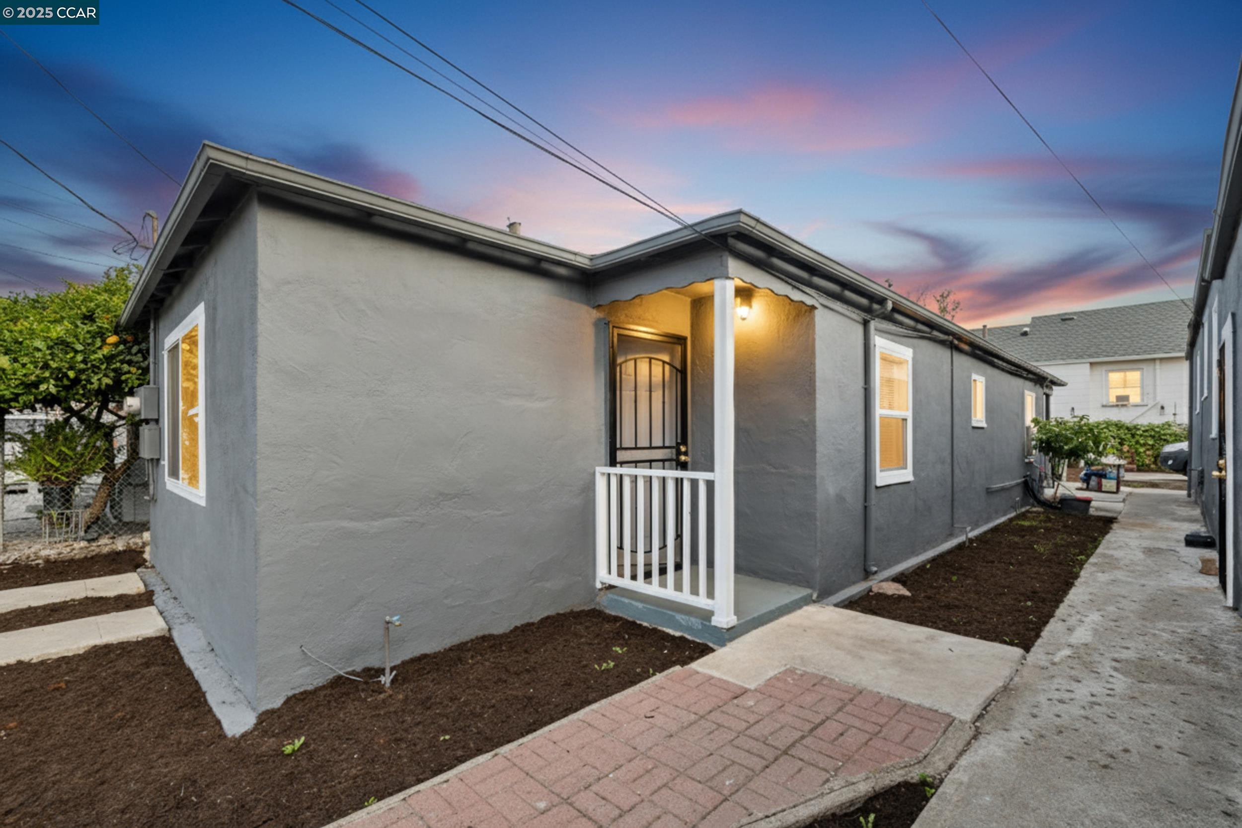 Detail Gallery Image 2 of 46 For 9028 a St, Oakland,  CA 94603 - 4 Beds | 3 Baths