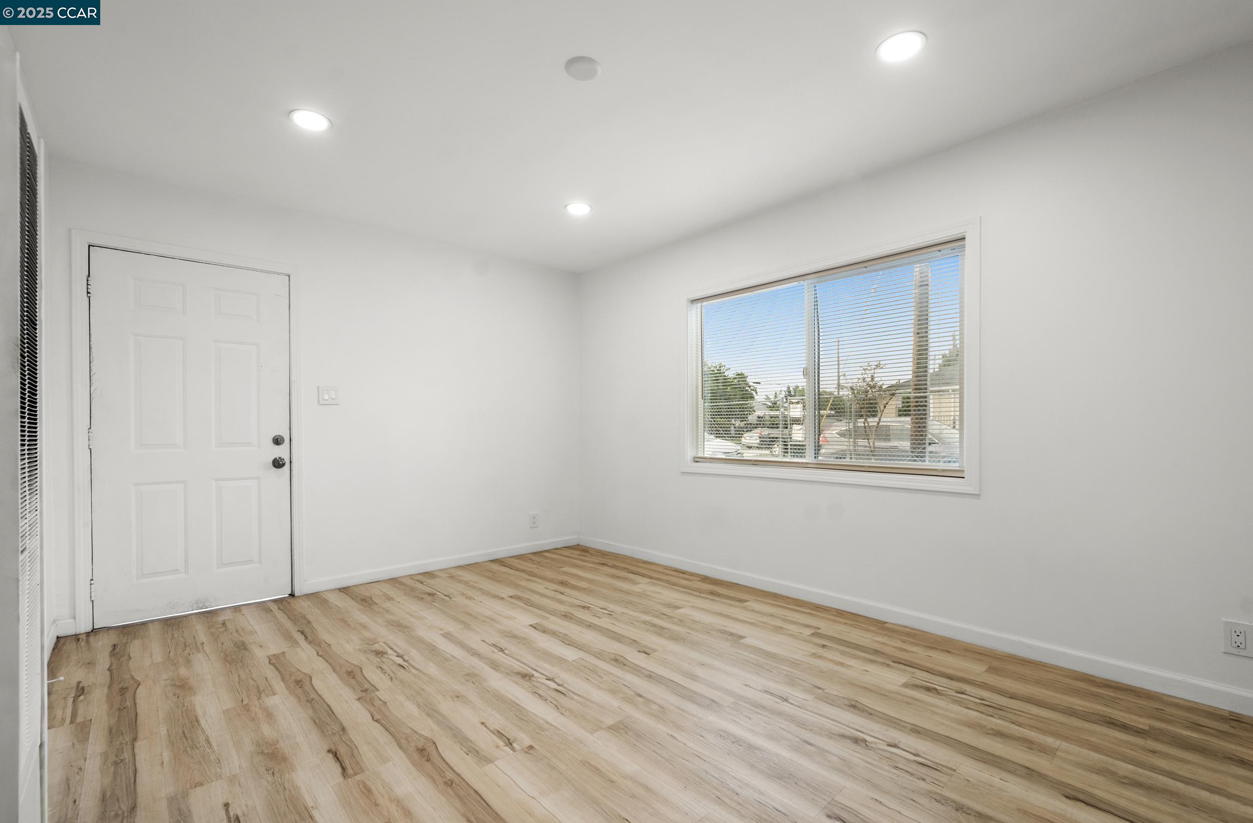 Detail Gallery Image 6 of 46 For 9028 a St, Oakland,  CA 94603 - 4 Beds | 3 Baths