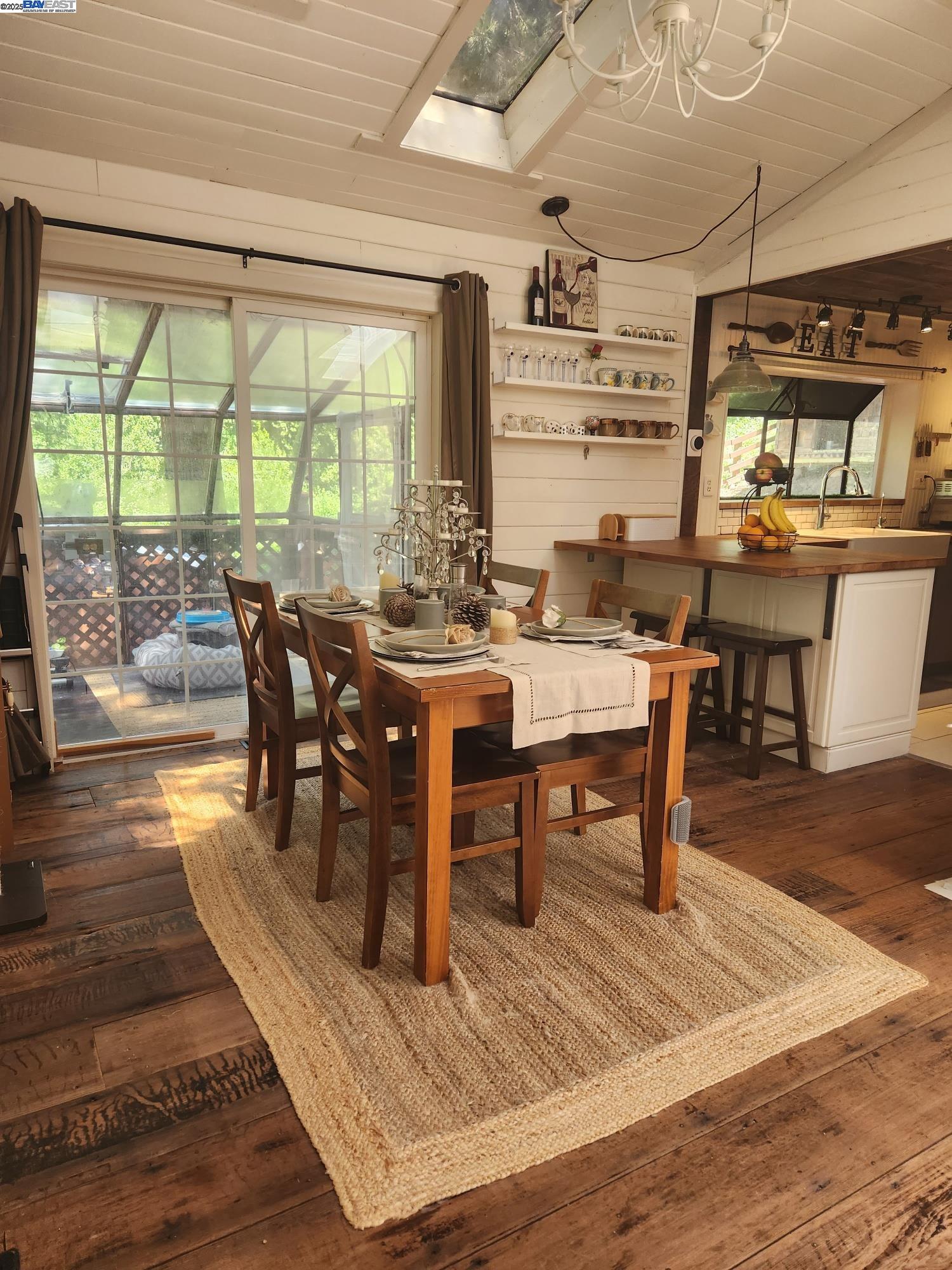 Detail Gallery Image 13 of 26 For 2989 Singalong Way, Sunol,  CA 94586 - 2 Beds | 2 Baths