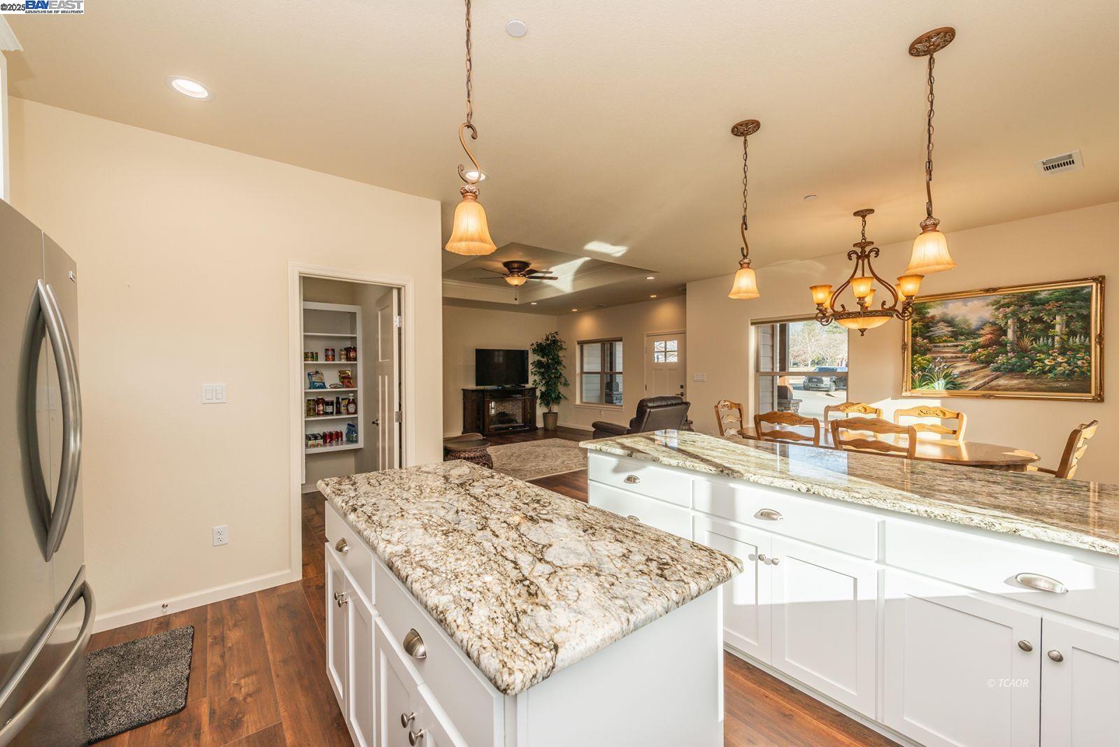 Detail Gallery Image 18 of 49 For 220 Fairway Drive, Weaverville,  CA 96093 - 3 Beds | 2 Baths