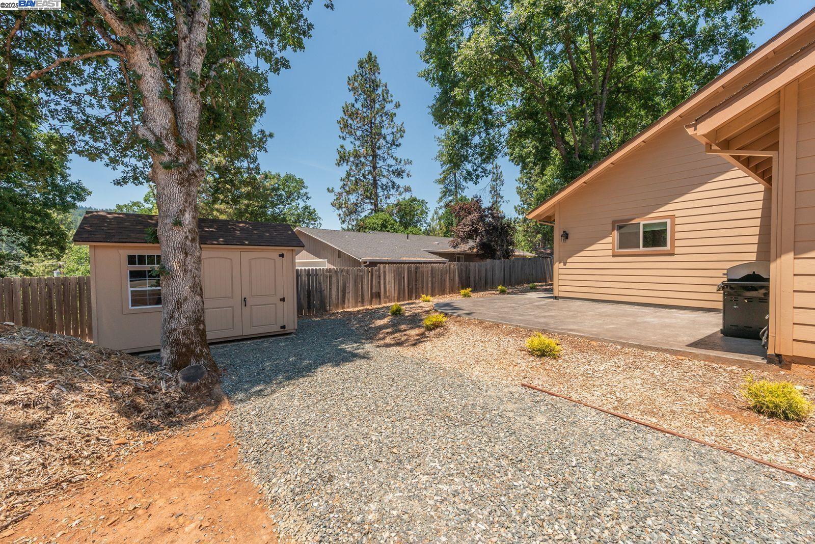 Detail Gallery Image 43 of 49 For 220 Fairway Drive, Weaverville,  CA 96093 - 3 Beds | 2 Baths