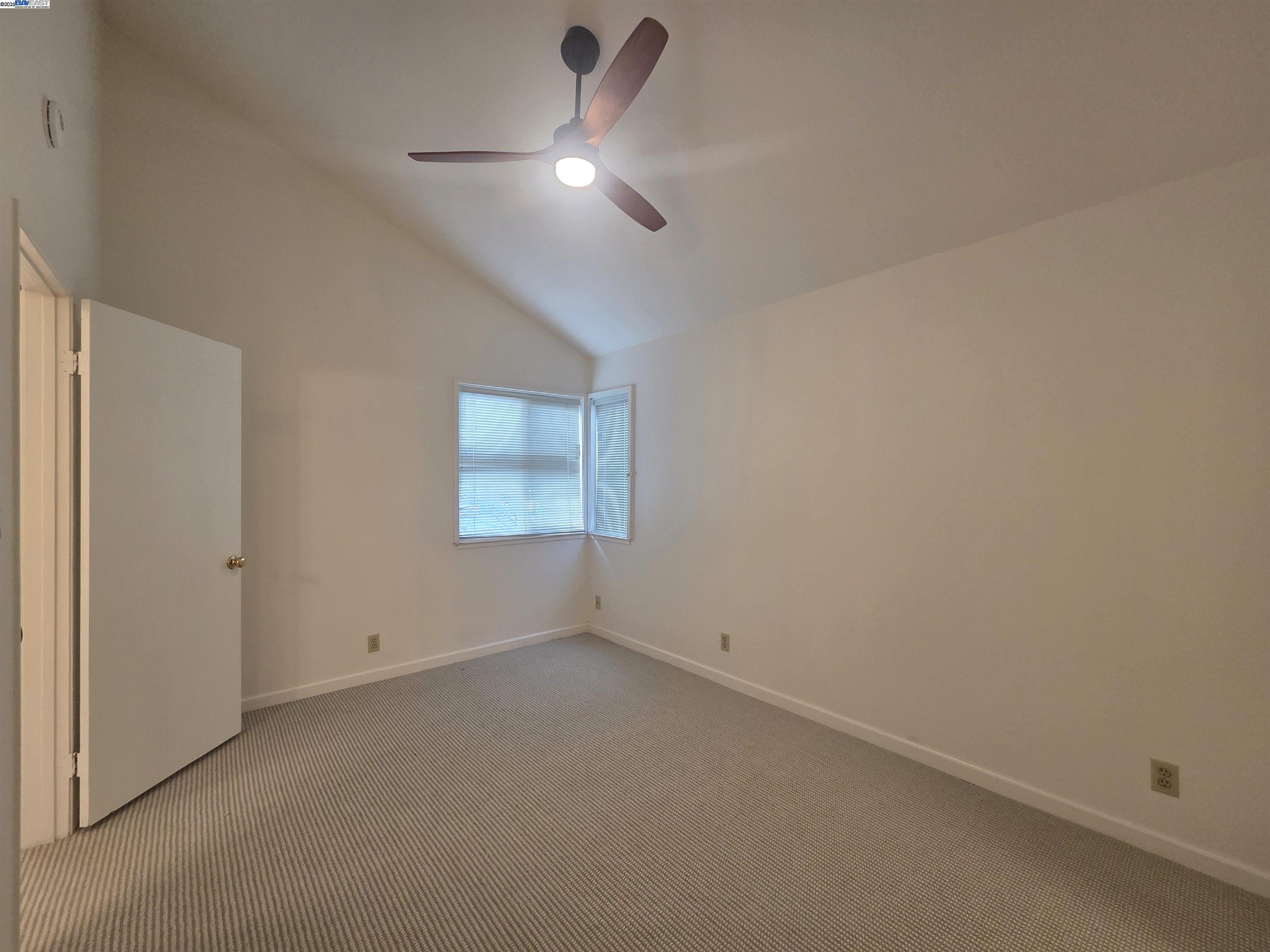 Detail Gallery Image 12 of 30 For 6084 via De Los Cerros, Pleasanton,  CA 94566-5885 - 3 Beds | 2/1 Baths