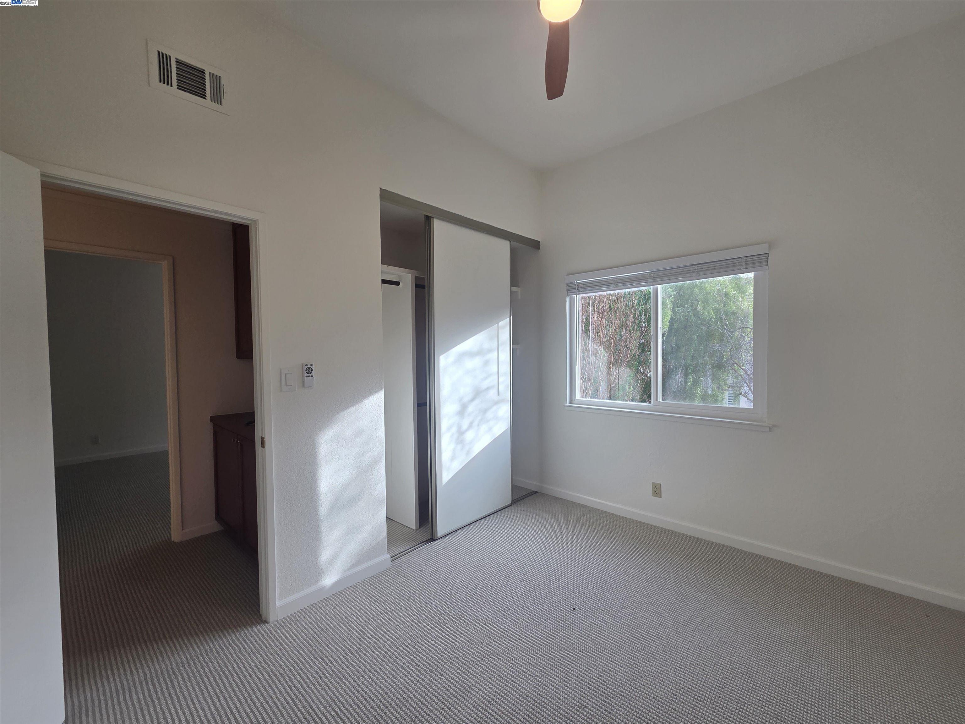 Detail Gallery Image 15 of 30 For 6084 via De Los Cerros, Pleasanton,  CA 94566-5885 - 3 Beds | 2/1 Baths