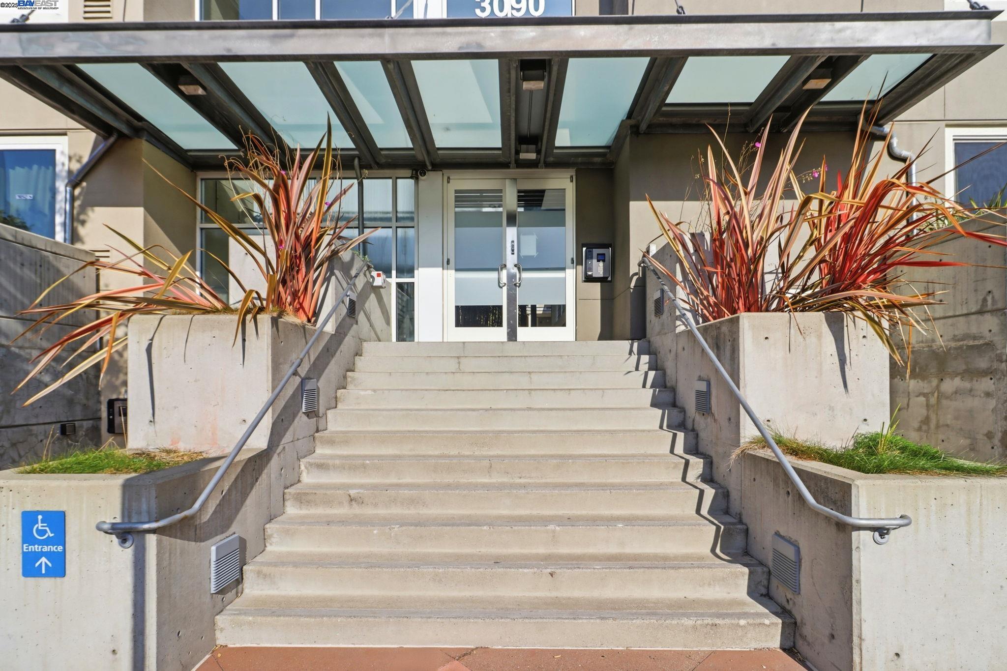 Photo #1: 41119561 Listing: Photo #1