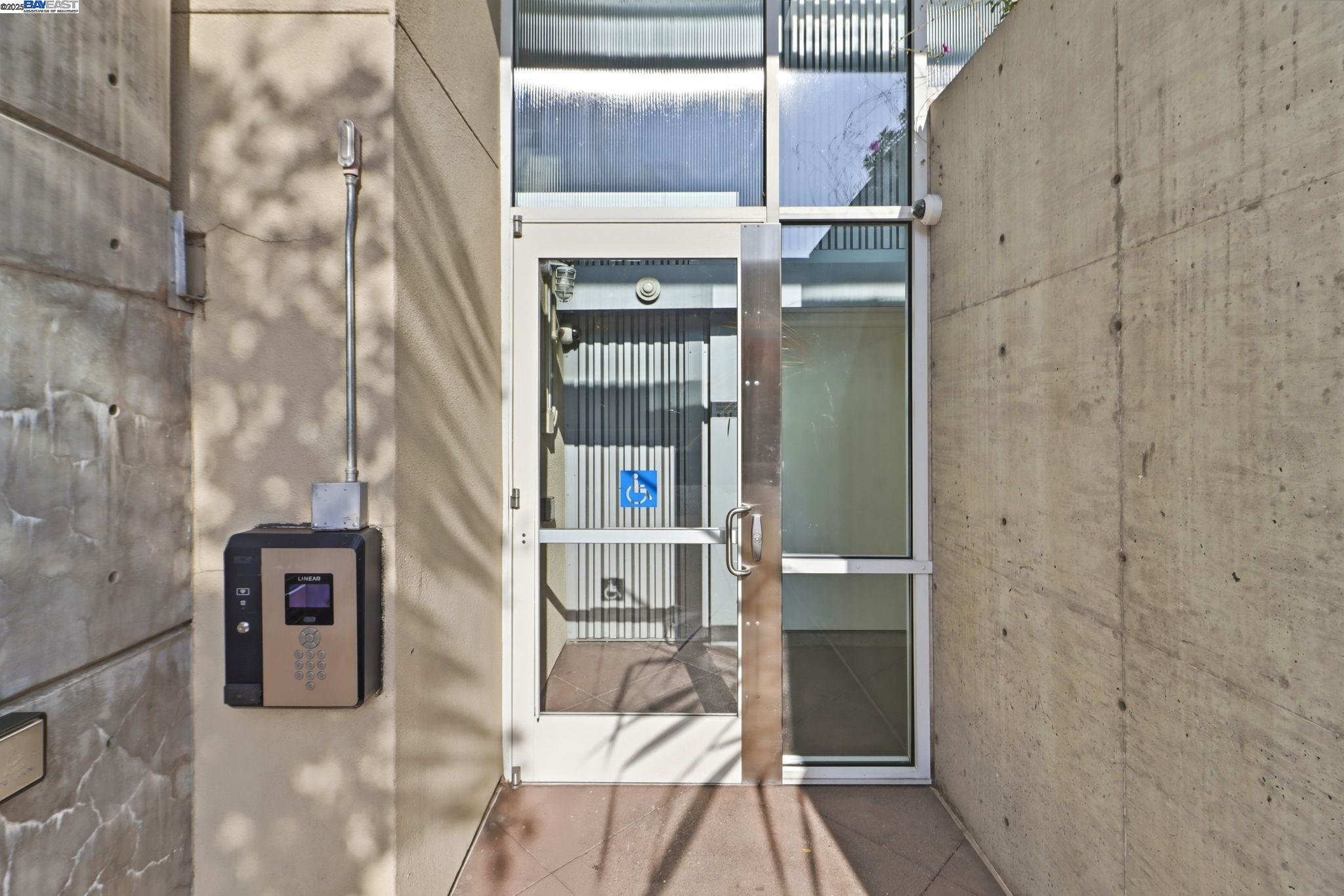 Photo #6: 41119561 Listing: Photo #6