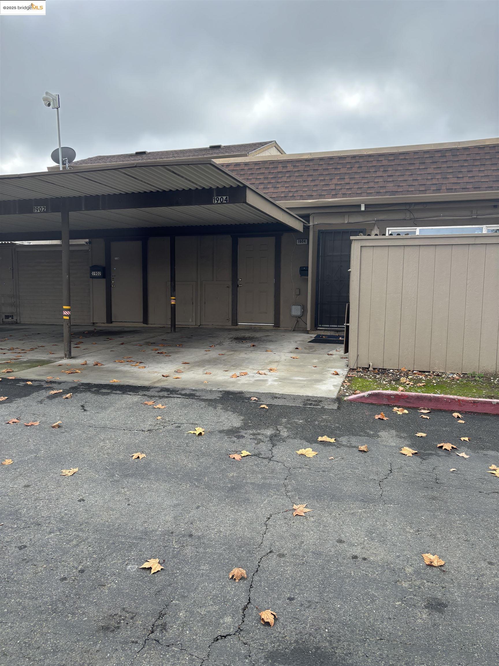 Photo #3: 41119564 Listing: Photo #3