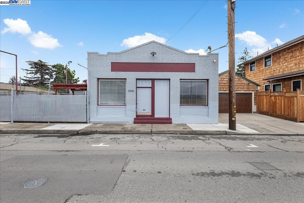 Front Image Thumbnail for BE41119567