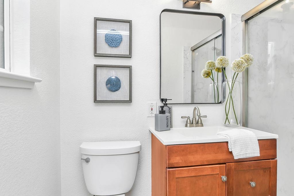 Detail Gallery Image 17 of 29 For 301 Springvalley Dr, Vacaville,  CA 95687 - 3 Beds | 2 Baths