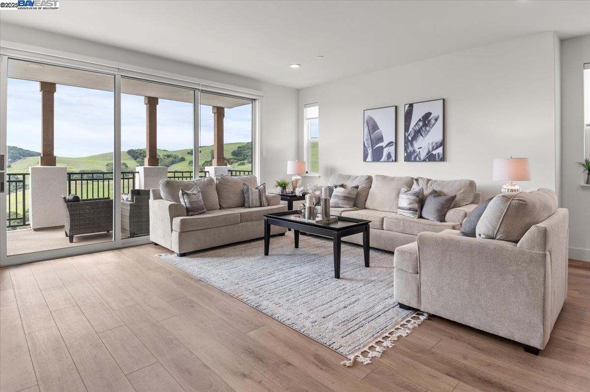 Detail Gallery Image 9 of 22 For 1194 Mateo Miller Cir, San Ramon,  CA 94583 - 4 Beds | 4 Baths