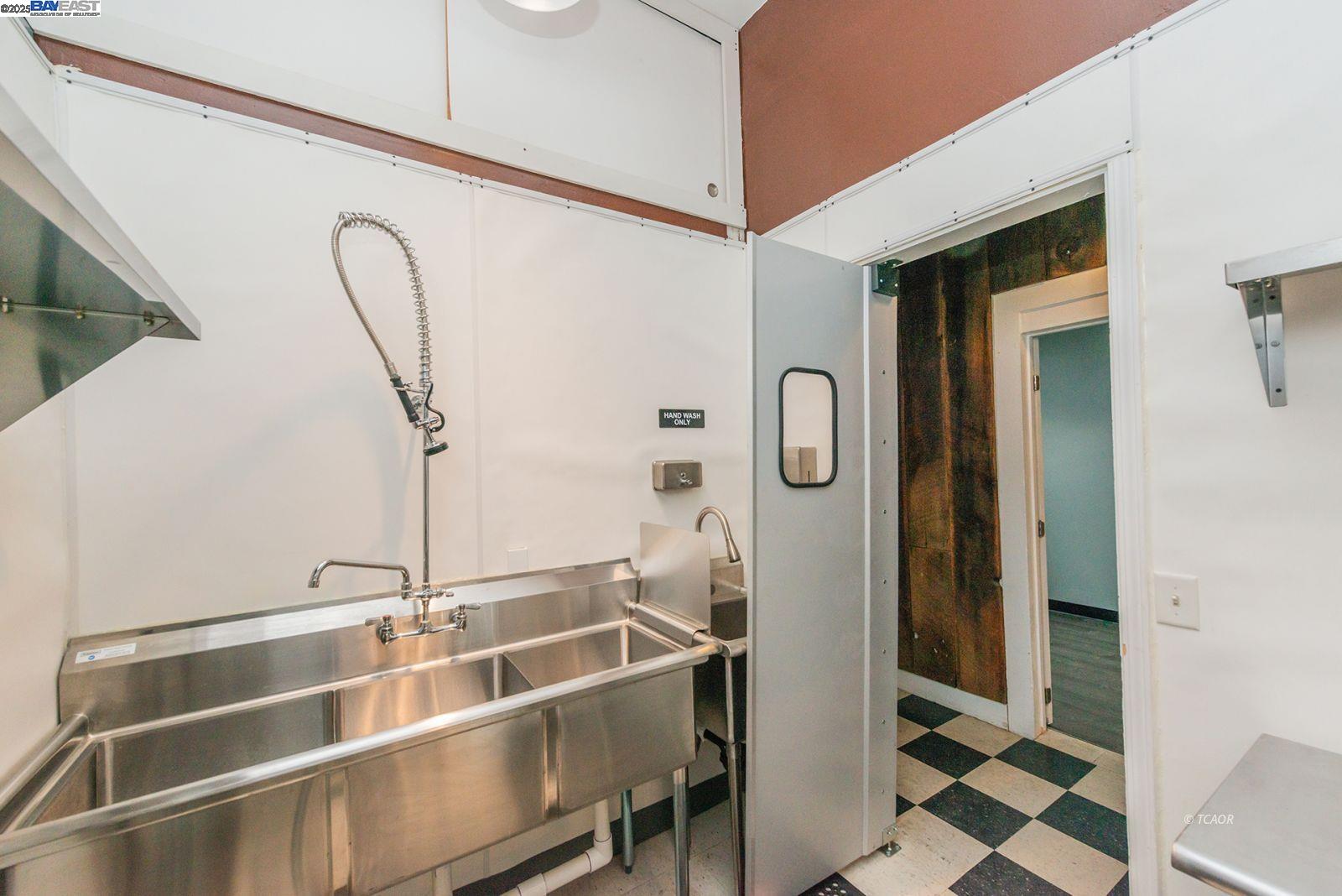 Detail Gallery Image 18 of 36 For 515 Main St., –,  CA 96093 - – Beds | – Baths