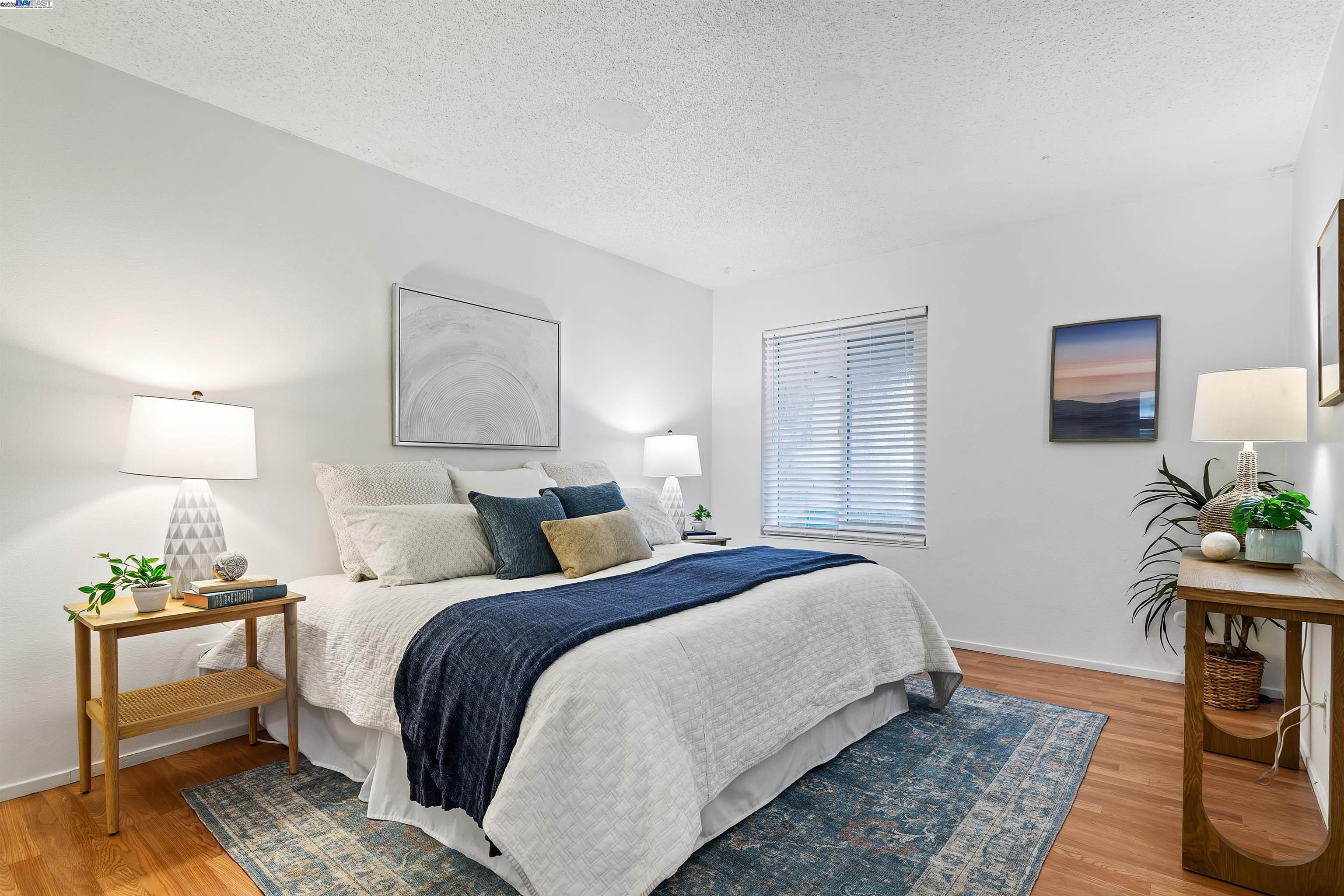 Photo #12: 41119575 Listing: Photo #12